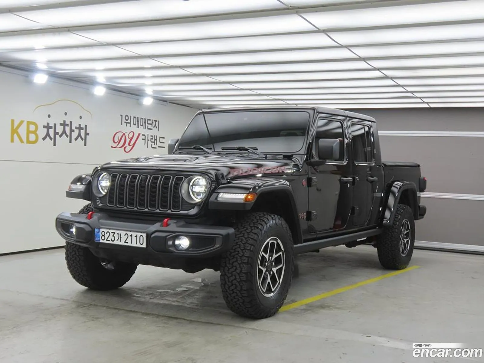 Jeep Gladiator 2025 — 18