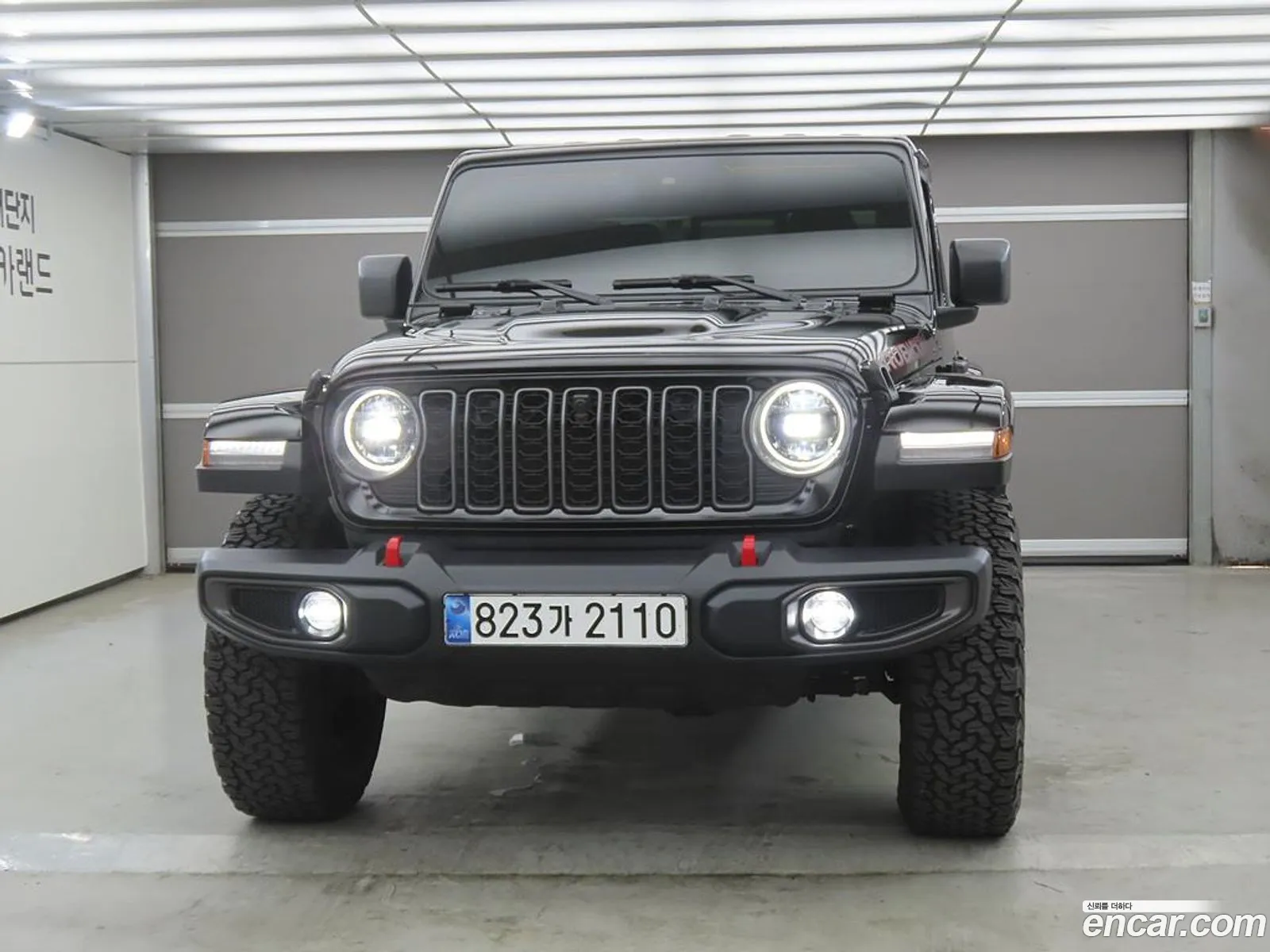 Jeep Gladiator 2025 — 14