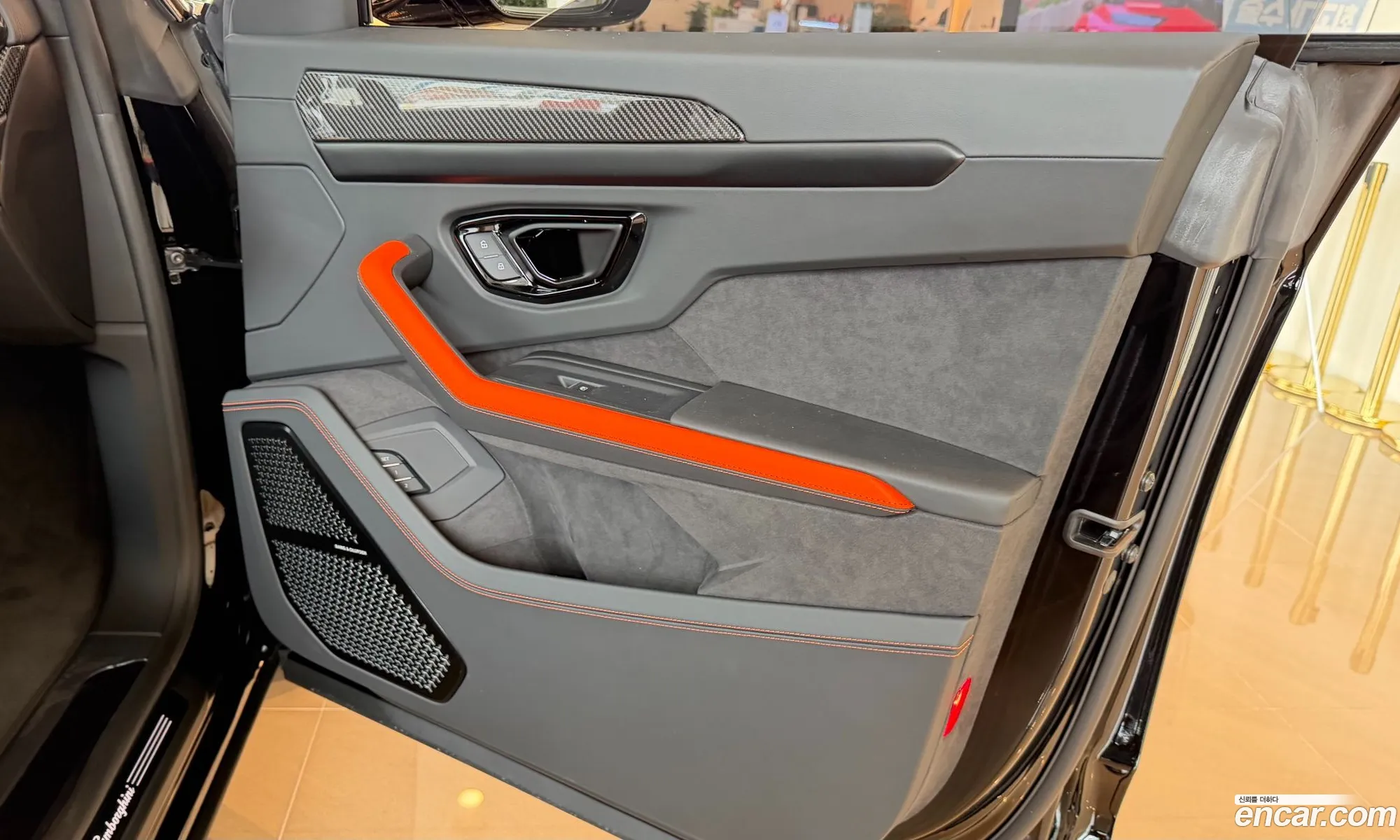 Lamborghini Urus 2026 — 18