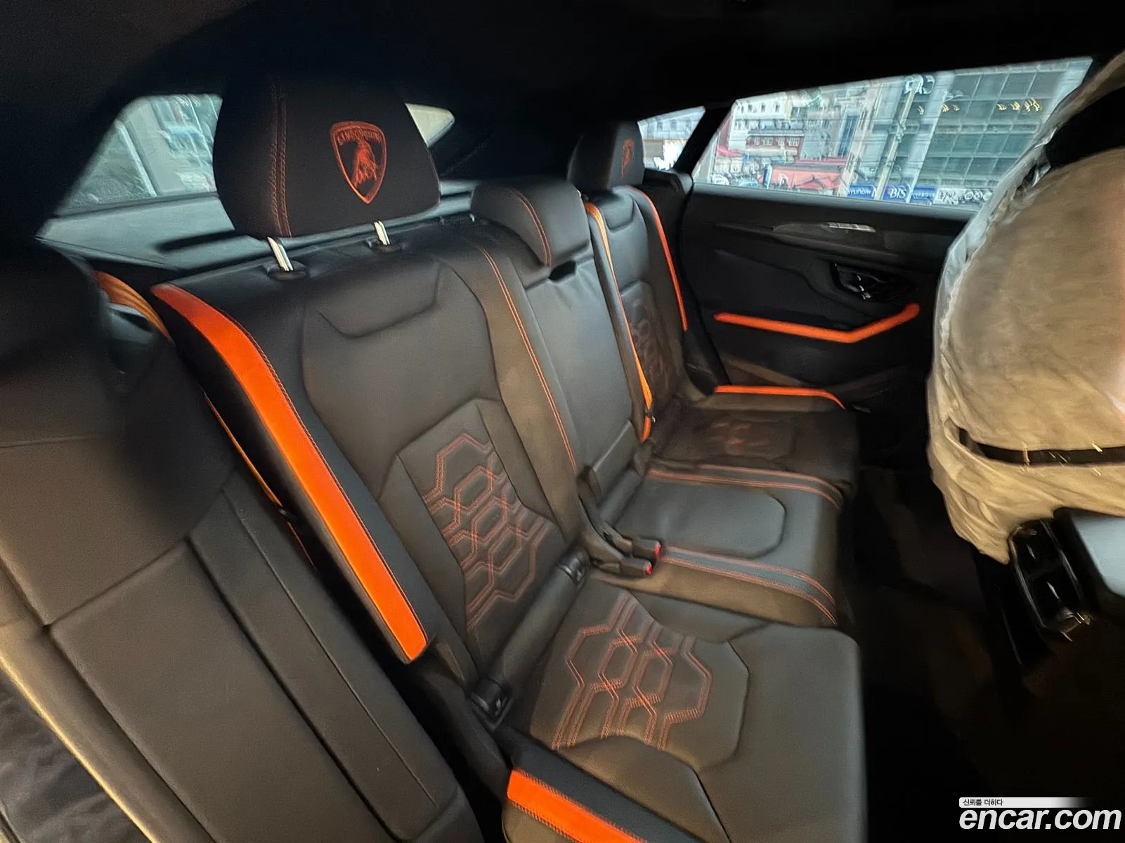 Lamborghini Urus 2026 — 3