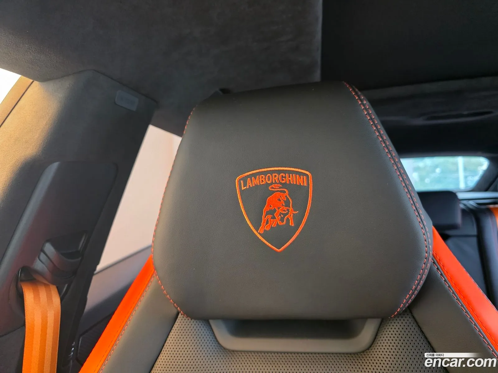 Lamborghini Urus 2026 — 4