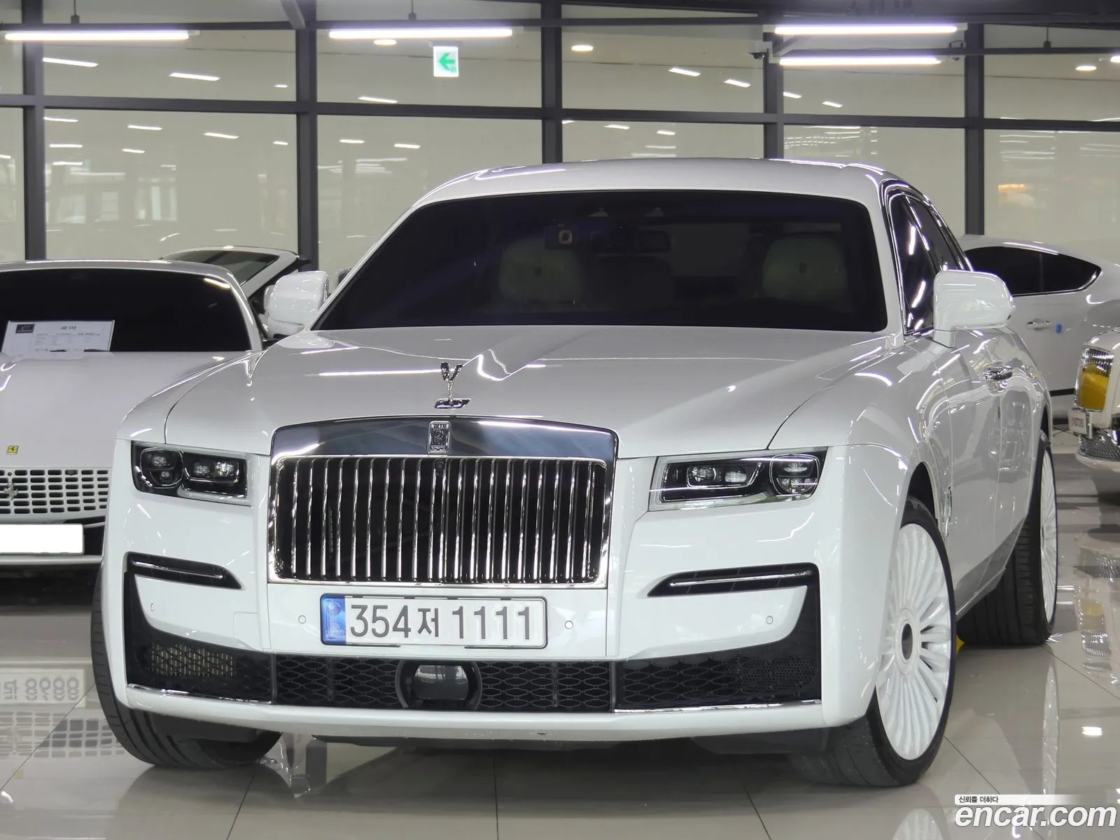 Rolls-Royce Ghost 2021 — 11