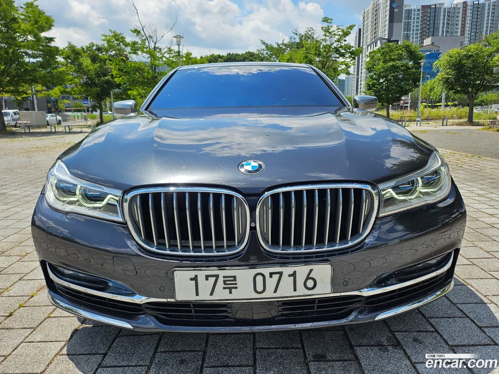 BMW 7 Series 2016 — 19
