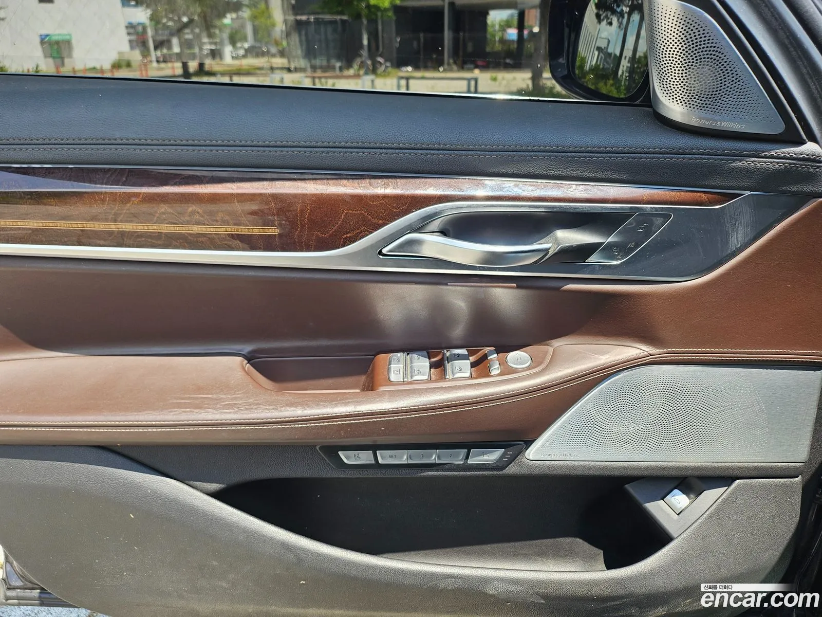 BMW 7 Series 2016 — 10