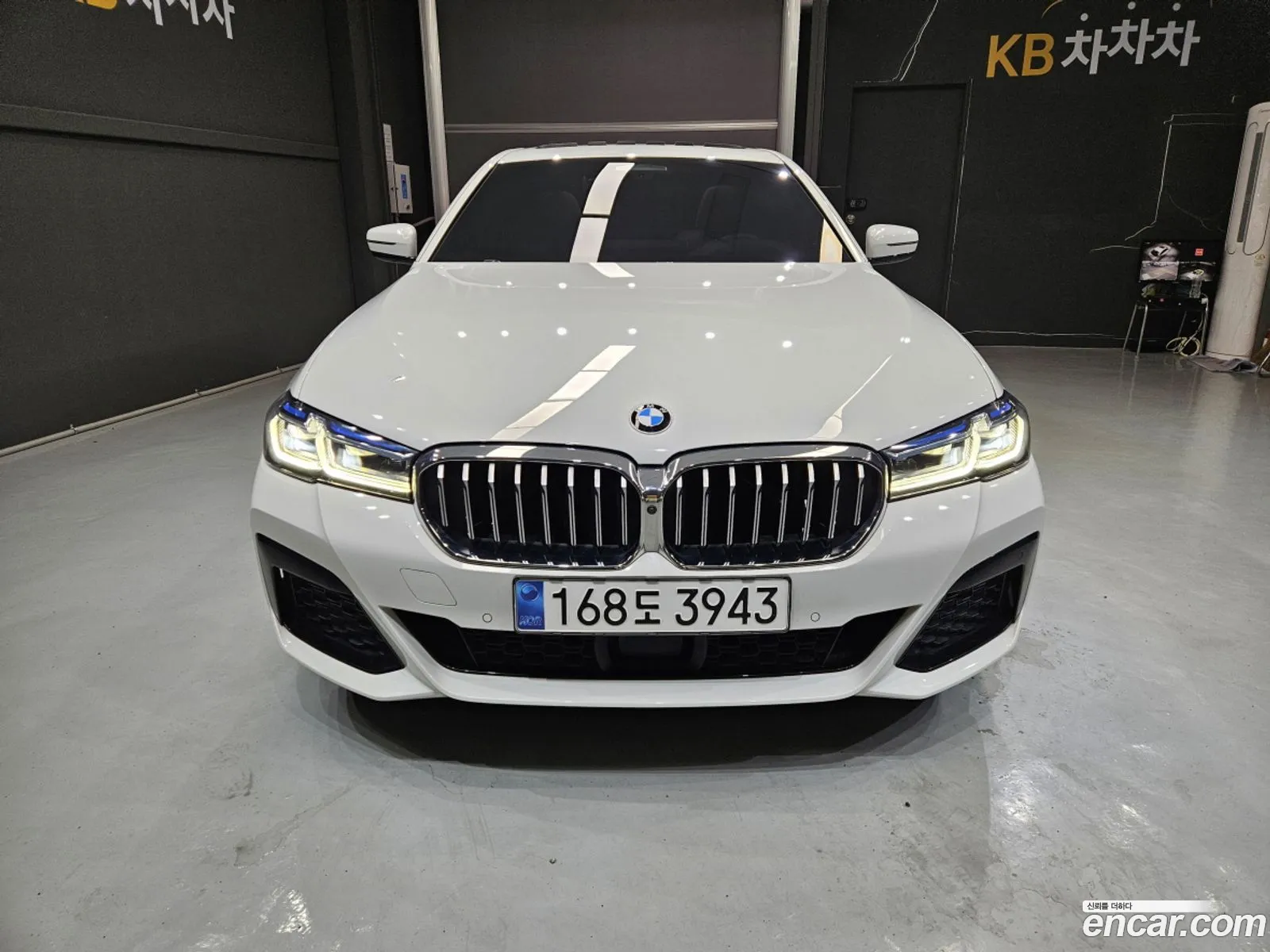 BMW 5 Series 2023 — 10