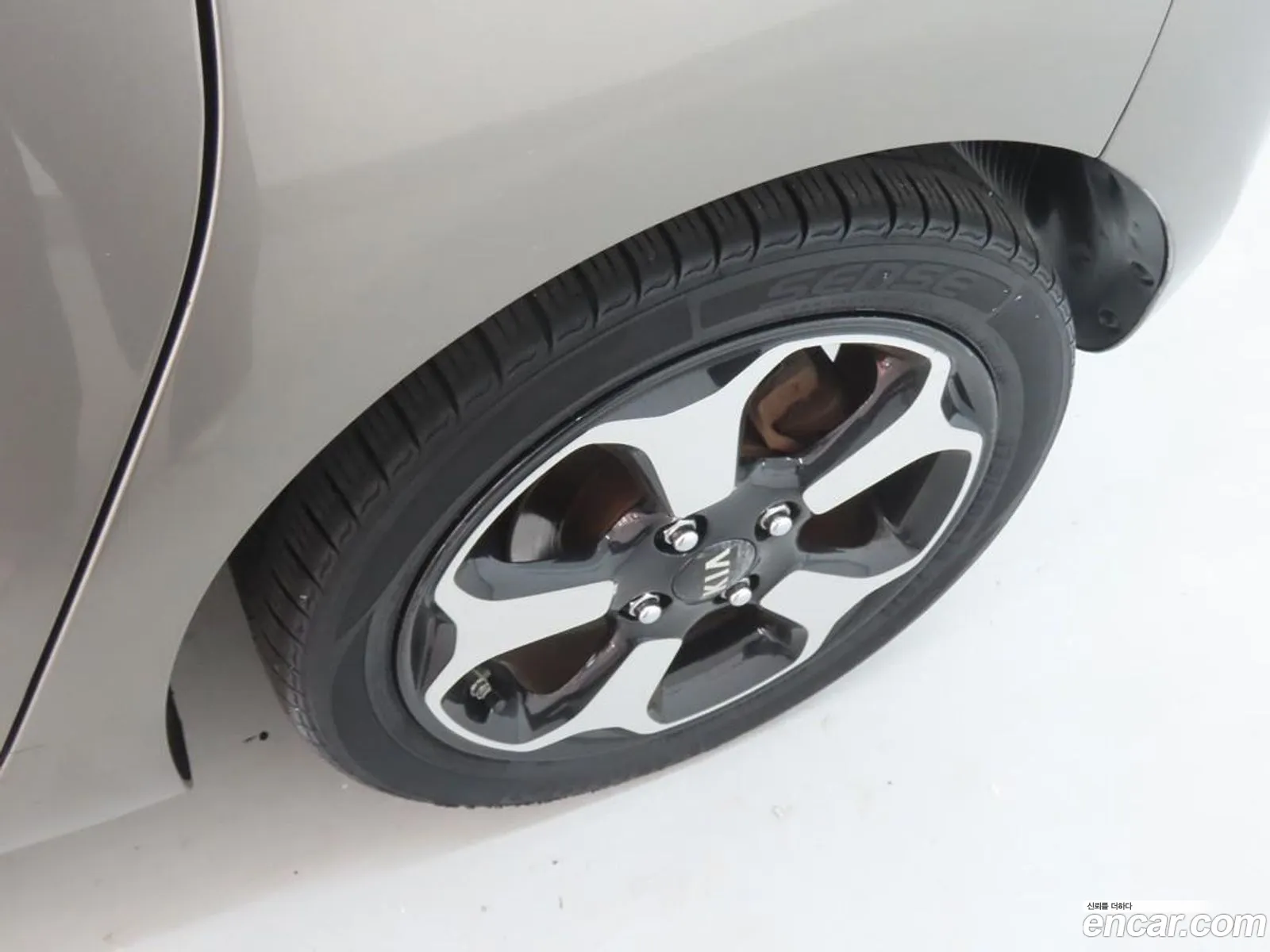 Kia Ray 2015 — 17