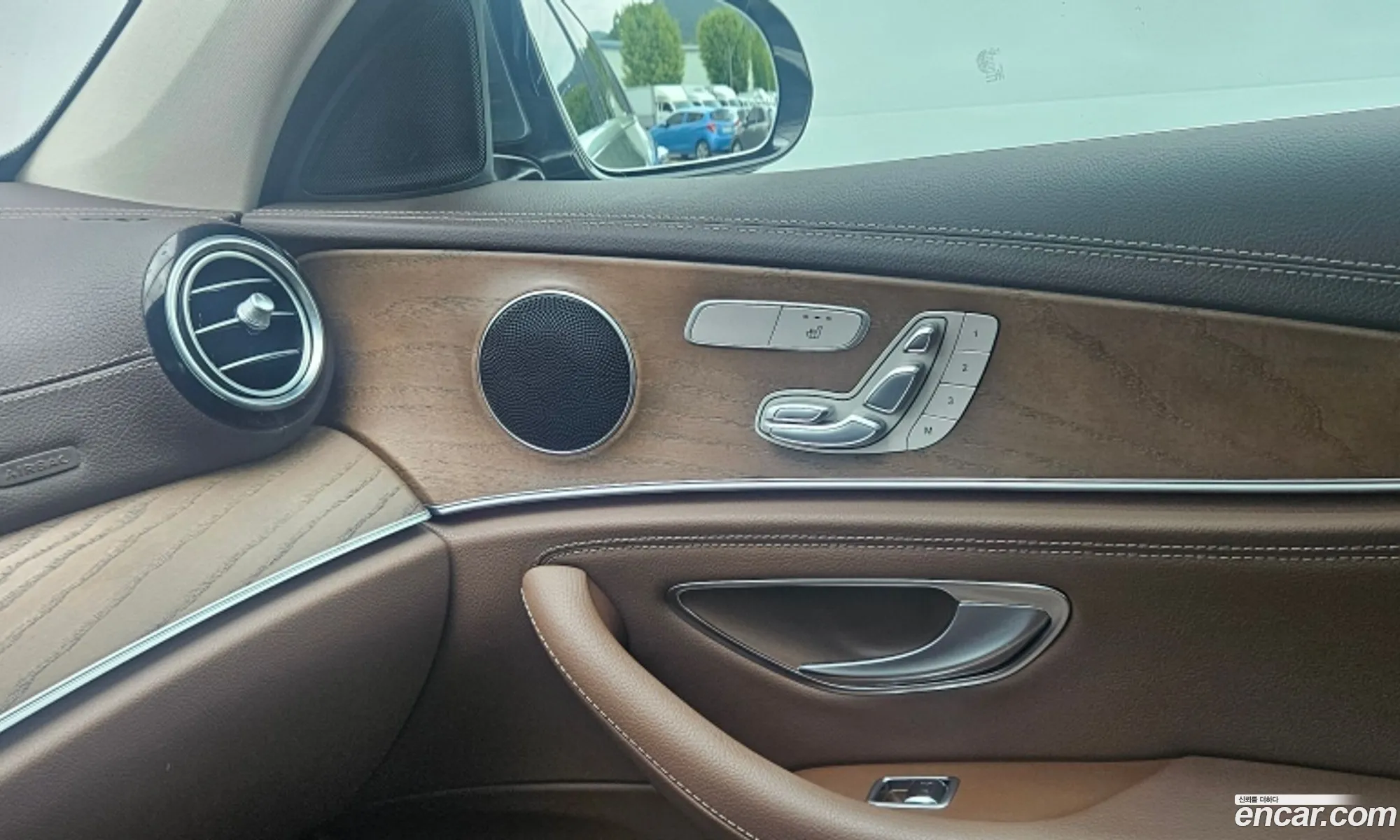 Mercedes-Benz E-Class W213 2019 — 12