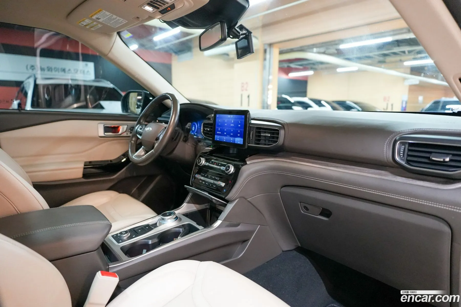 Ford Explorer 6th Gen 2021 — 19