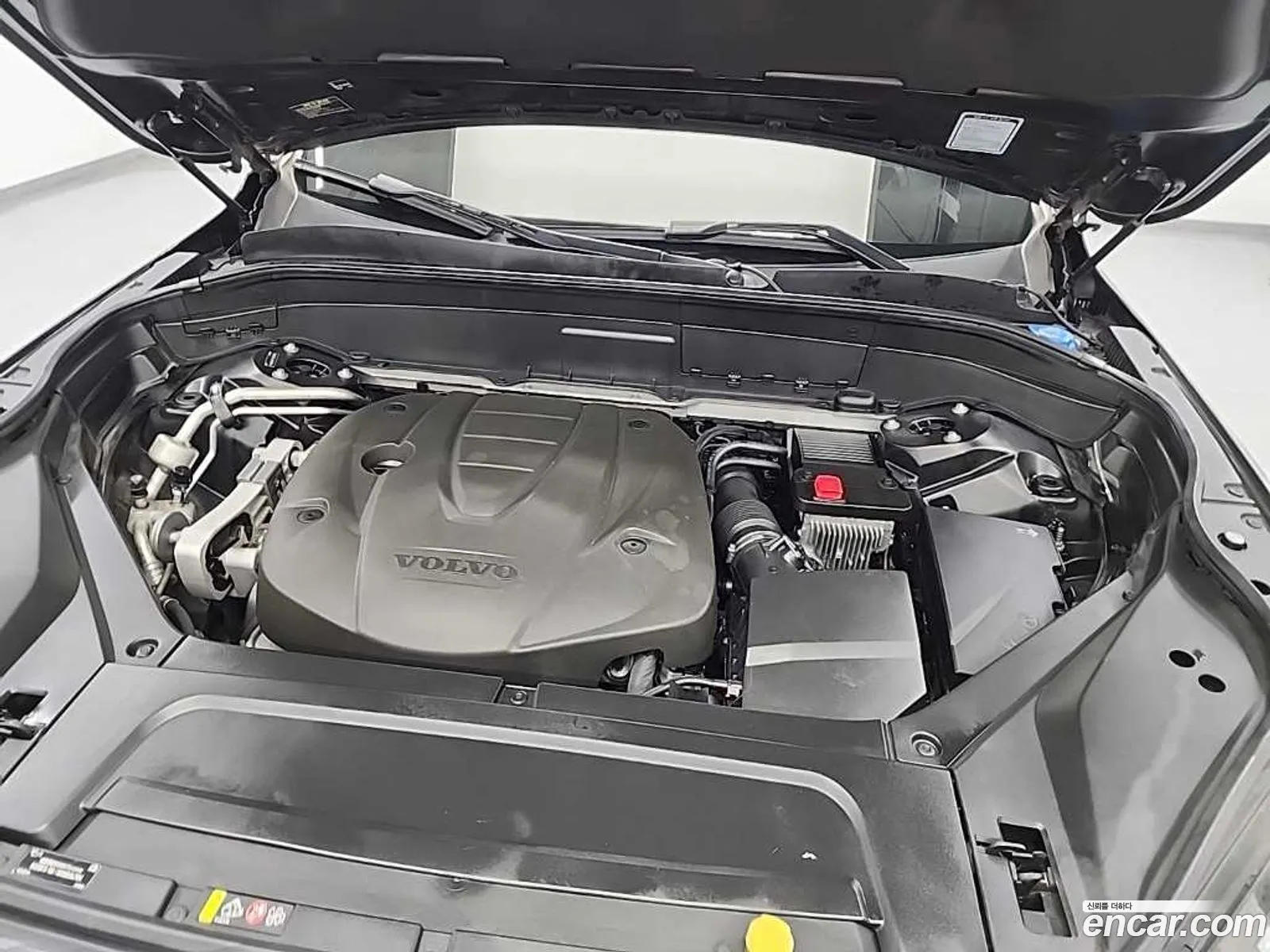 Volvo XC90 2018 — 8