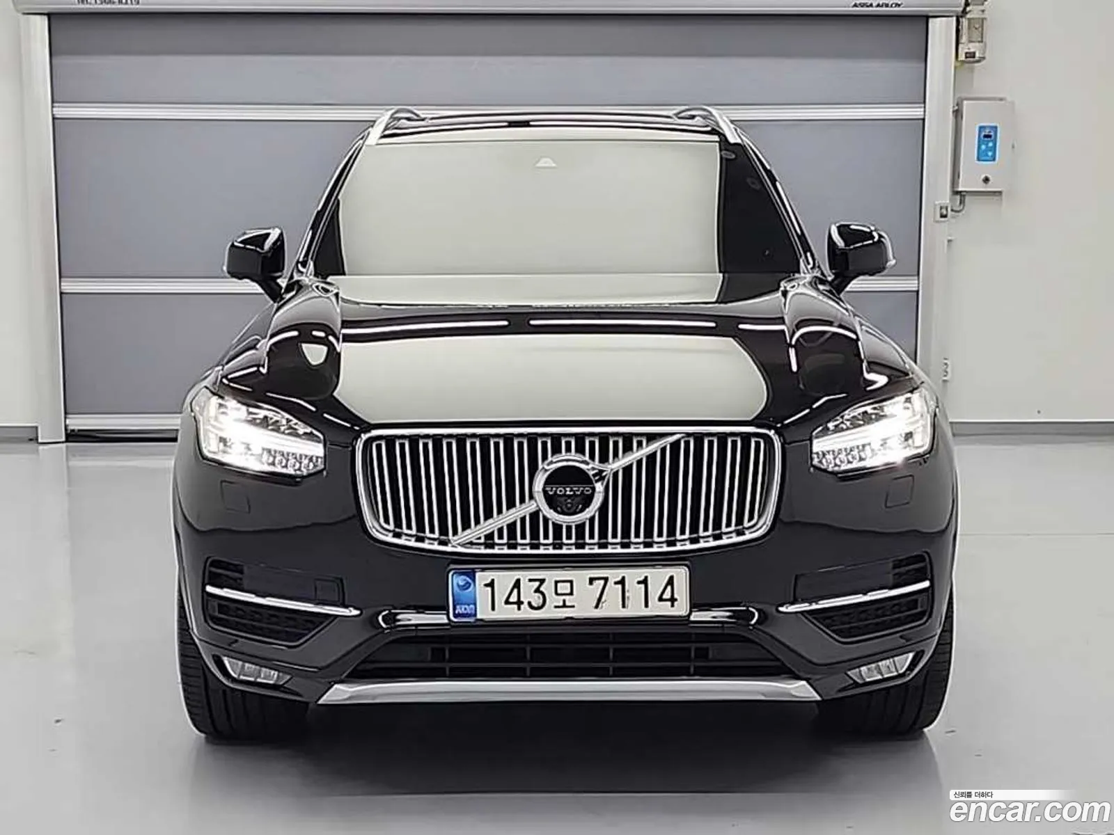 Volvo XC90 2018 — 19