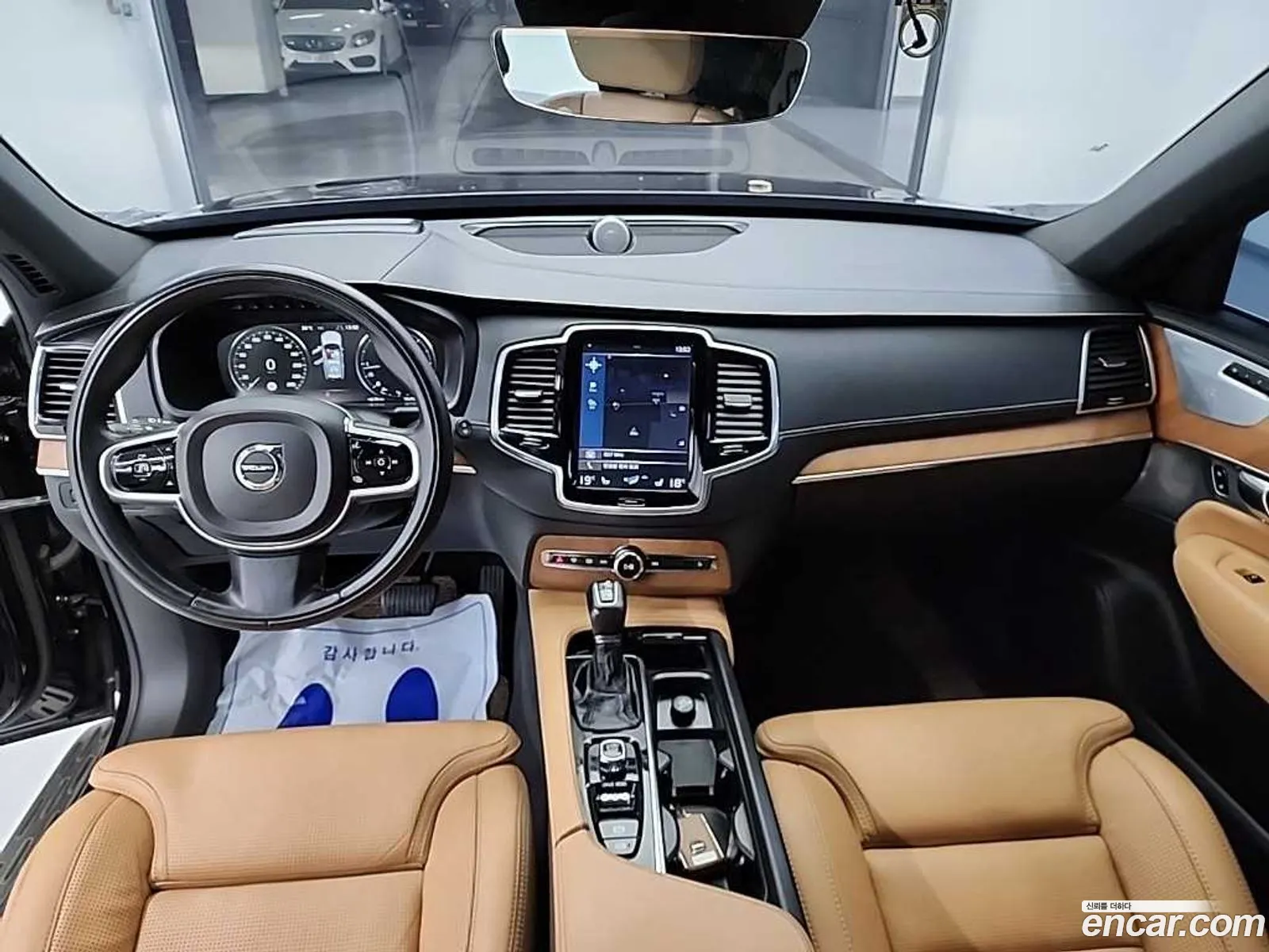 Volvo XC90 2018 — 14