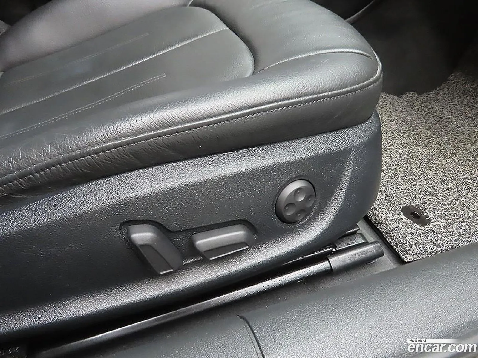 Audi A6 2014 — 18