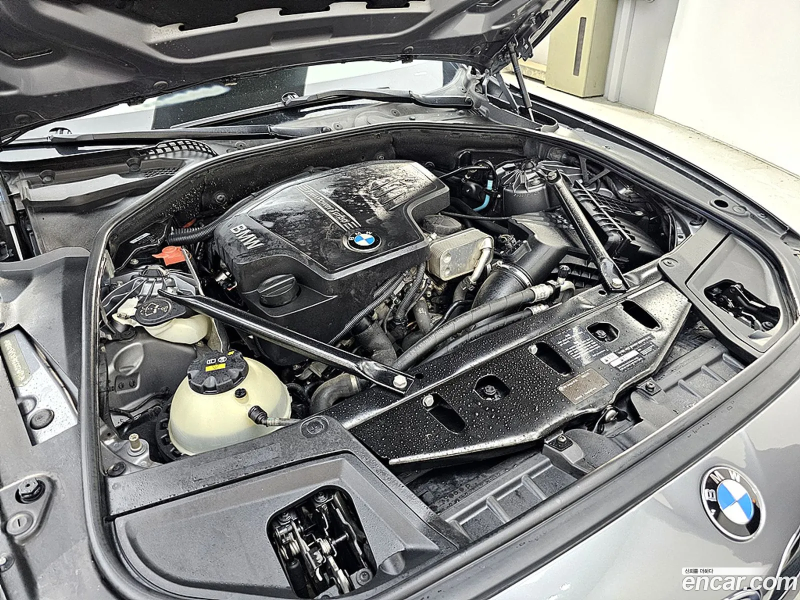 BMW 5 Series 2016 — 20