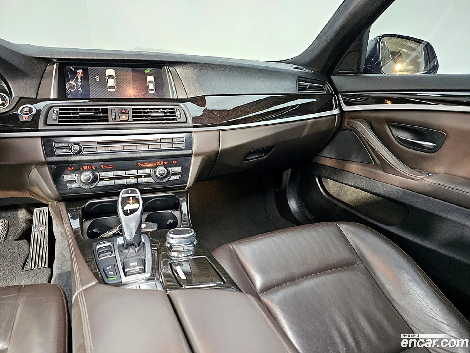 BMW 5 Series 2016 — 2