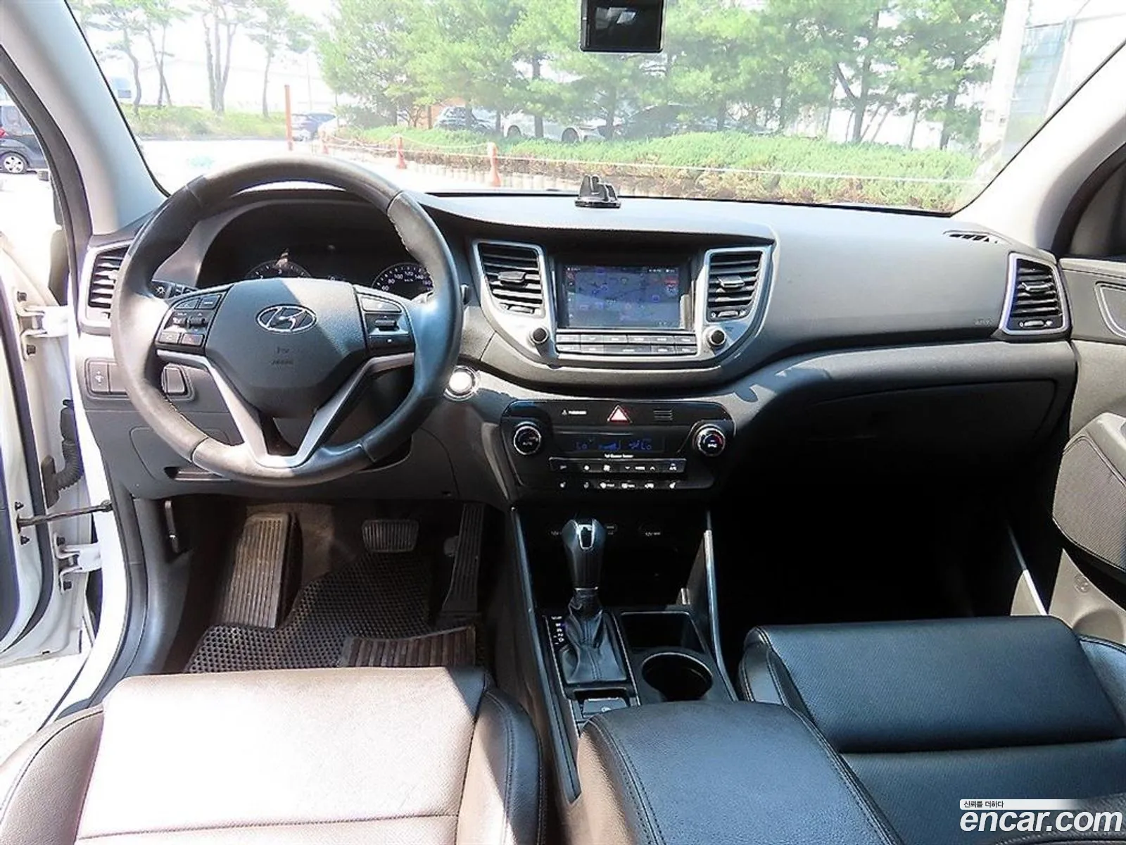 Hyundai Tucson 2015 — 2