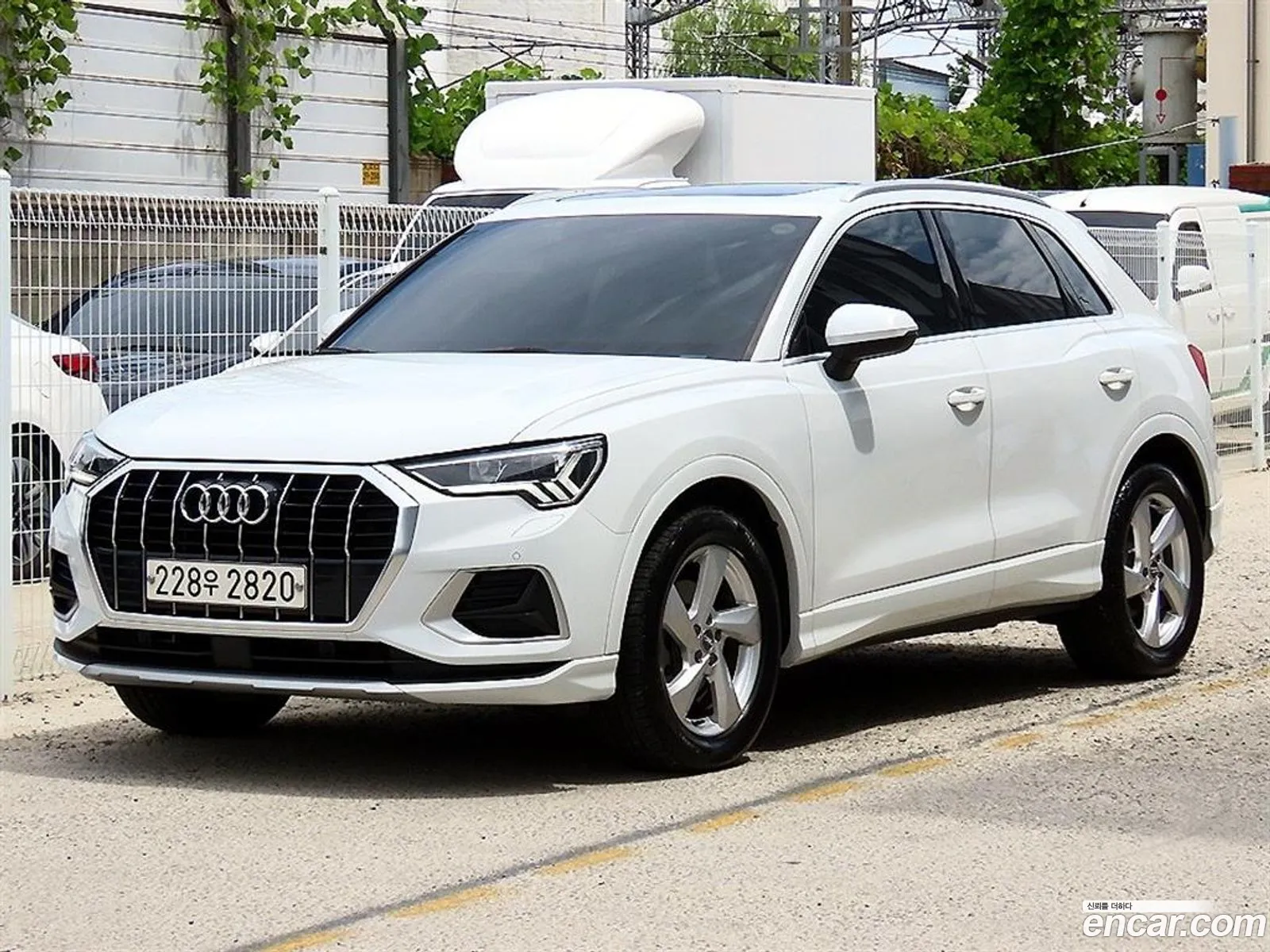 Audi Q3 2020 — 17
