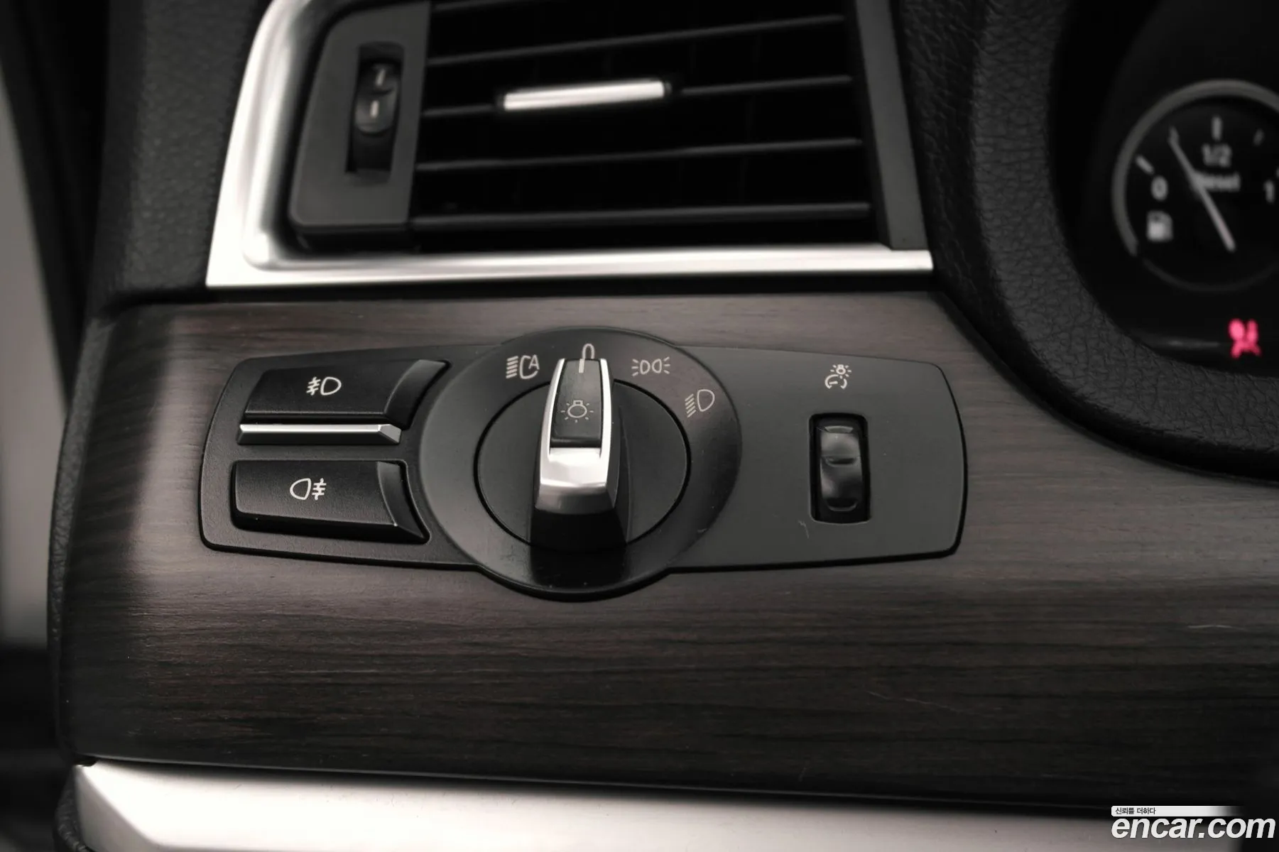 BMW 5 Series GT 2011 — 5