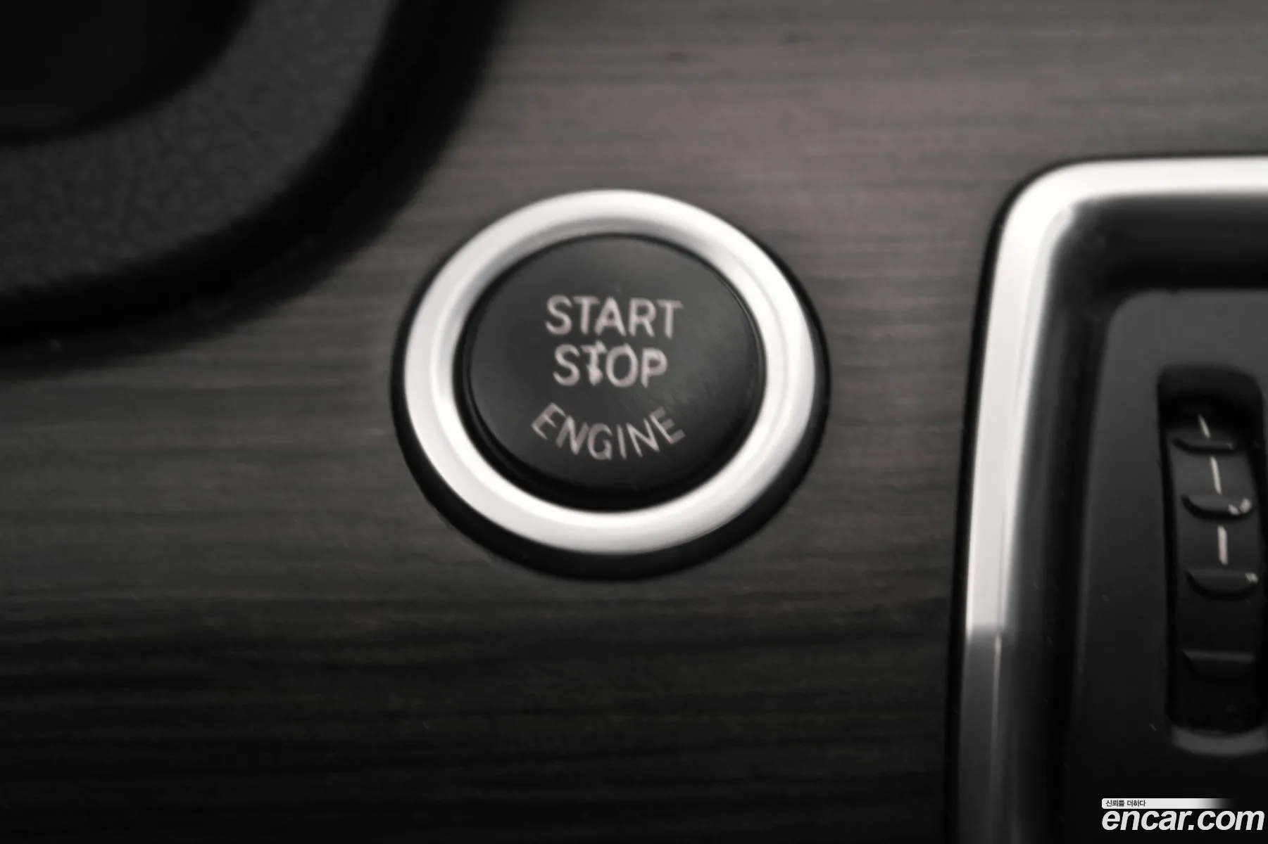 BMW 5 Series GT 2011 — 3