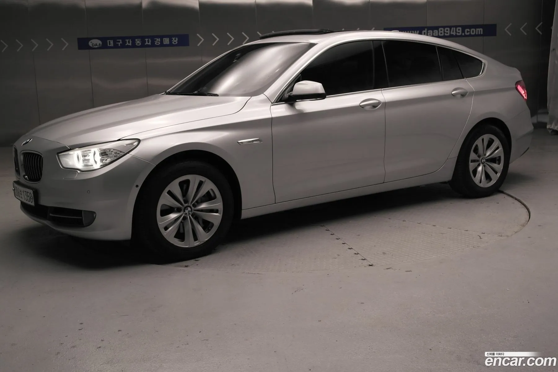 BMW 5 Series GT 2011 — 20