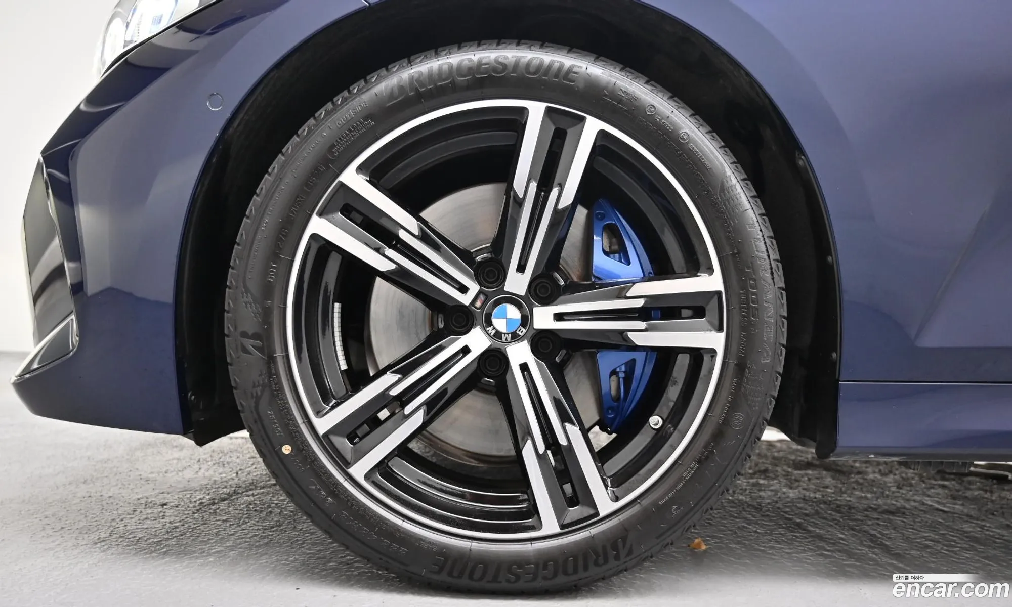 BMW 3 Series 2025 — 4