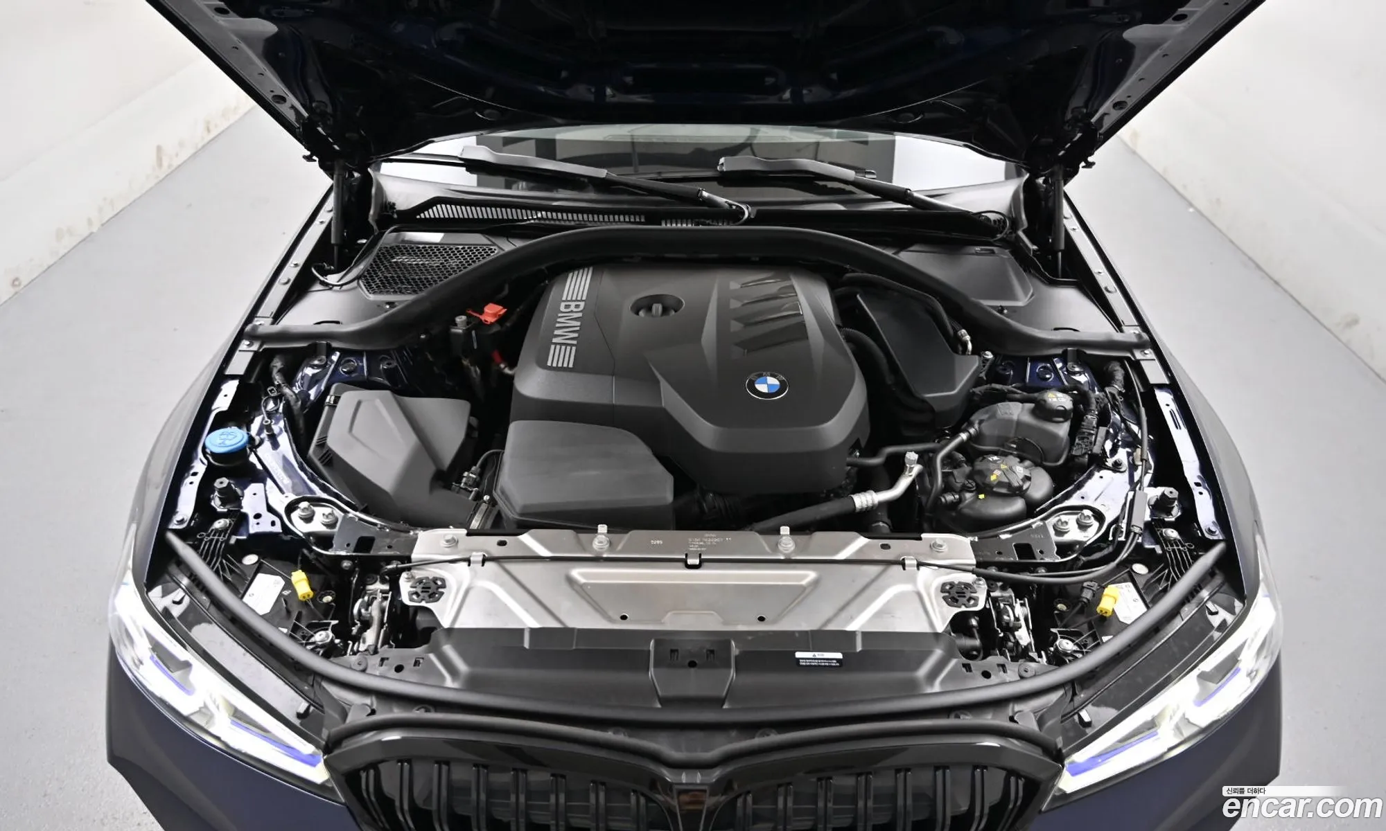BMW 3 Series 2025 — 6