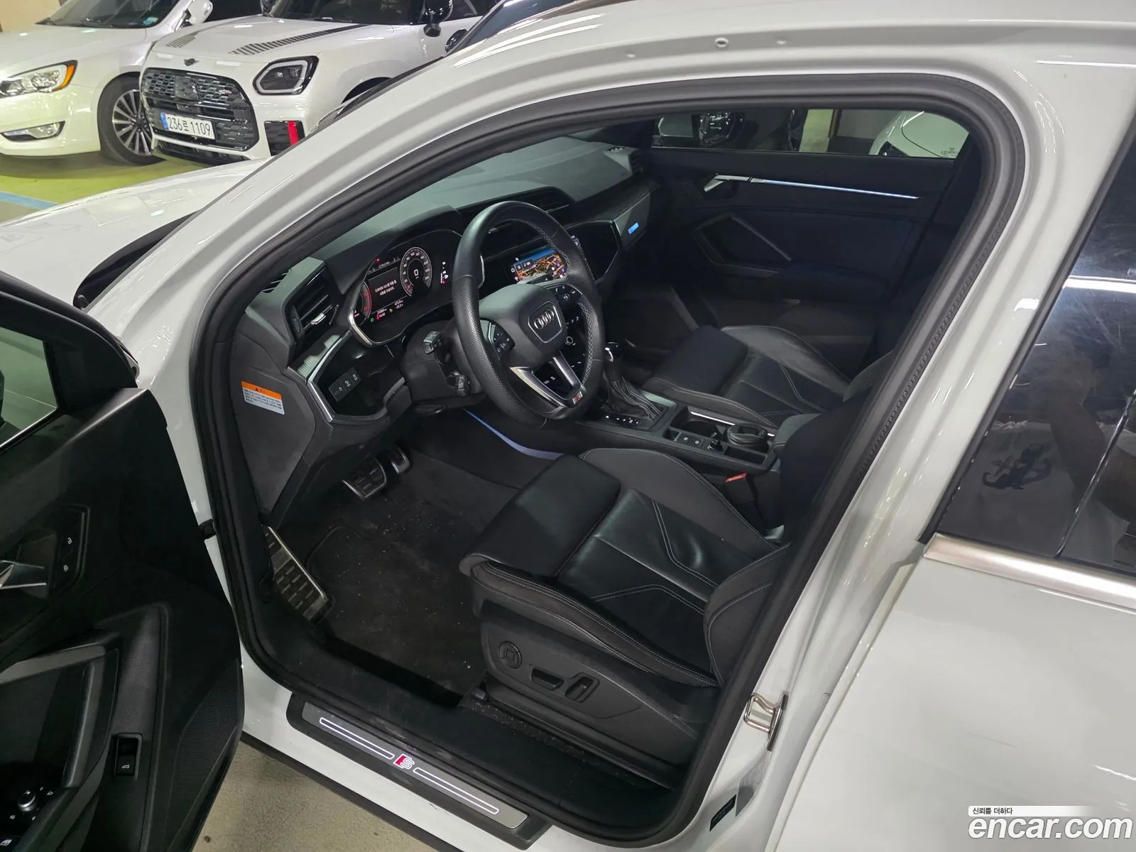 Audi Q3 2022 — 20