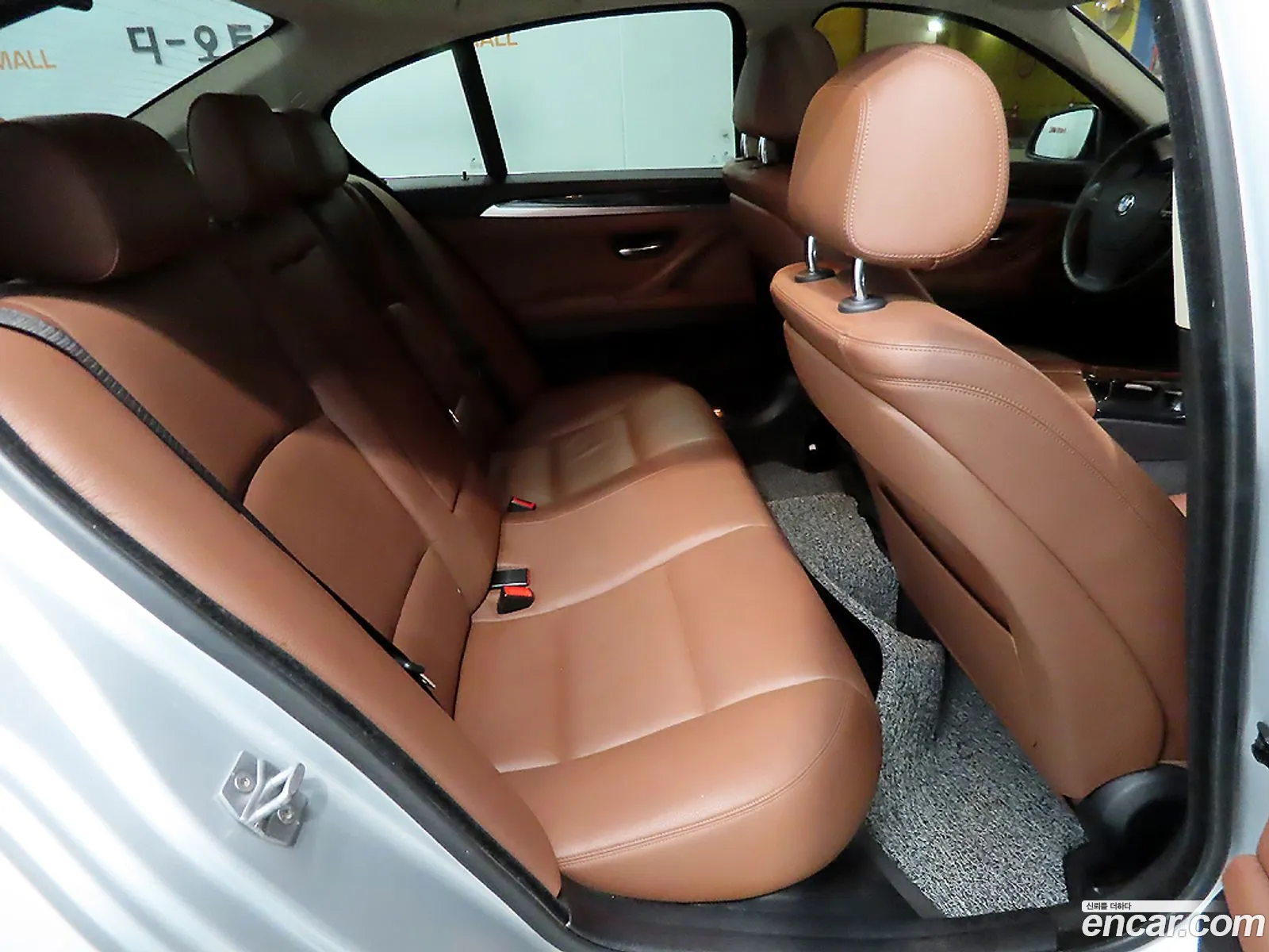 BMW 5 Series 2015 — 16