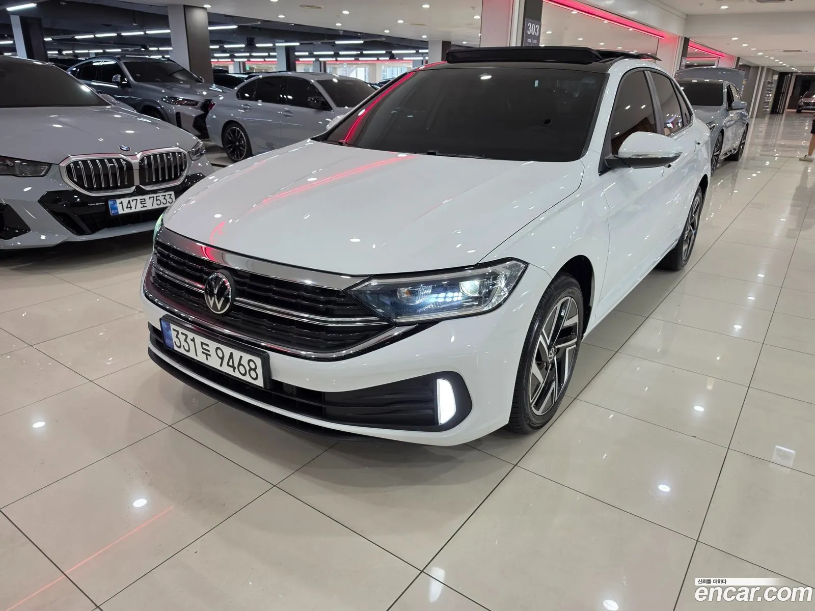 Volkswagen Jetta 7th Gen 2022 — 15