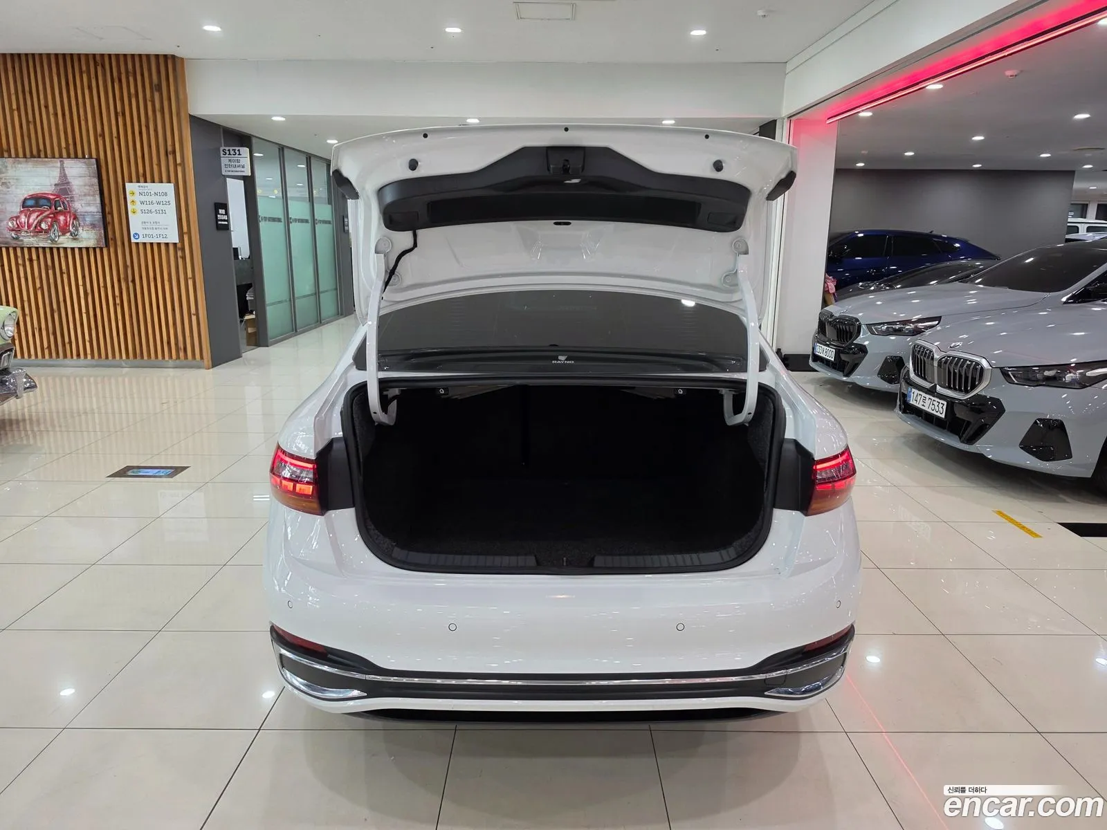 Volkswagen Jetta 7th Gen 2022 — 16