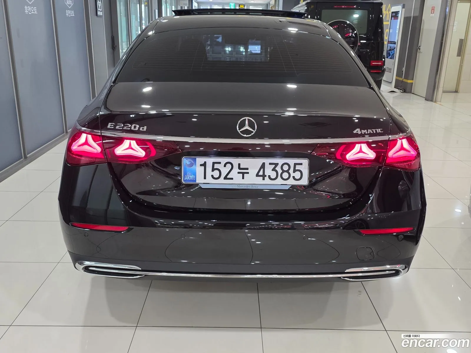 Mercedes-Benz E-Class W214 2025 — 12