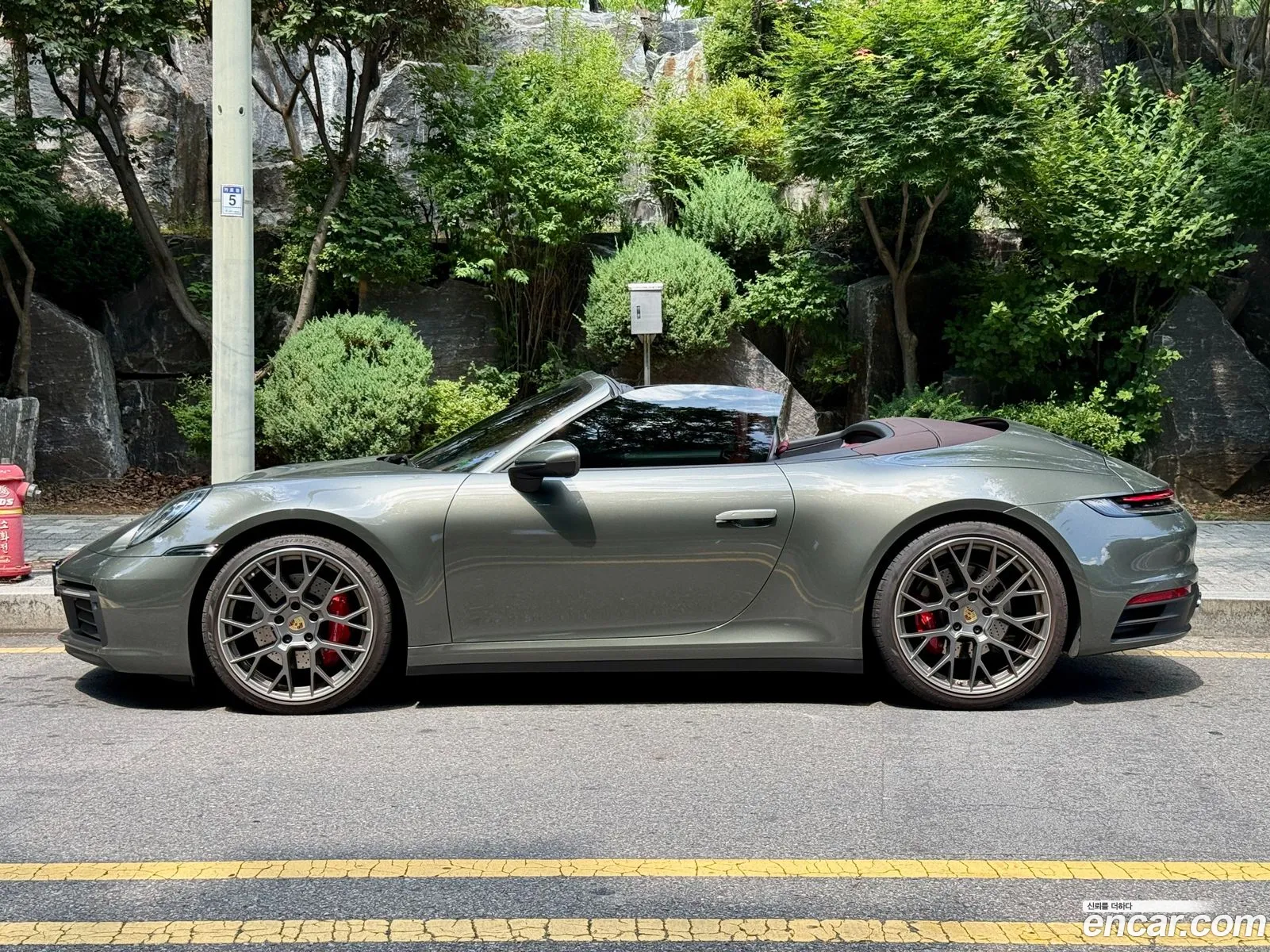 Porsche 911 2021 — 2