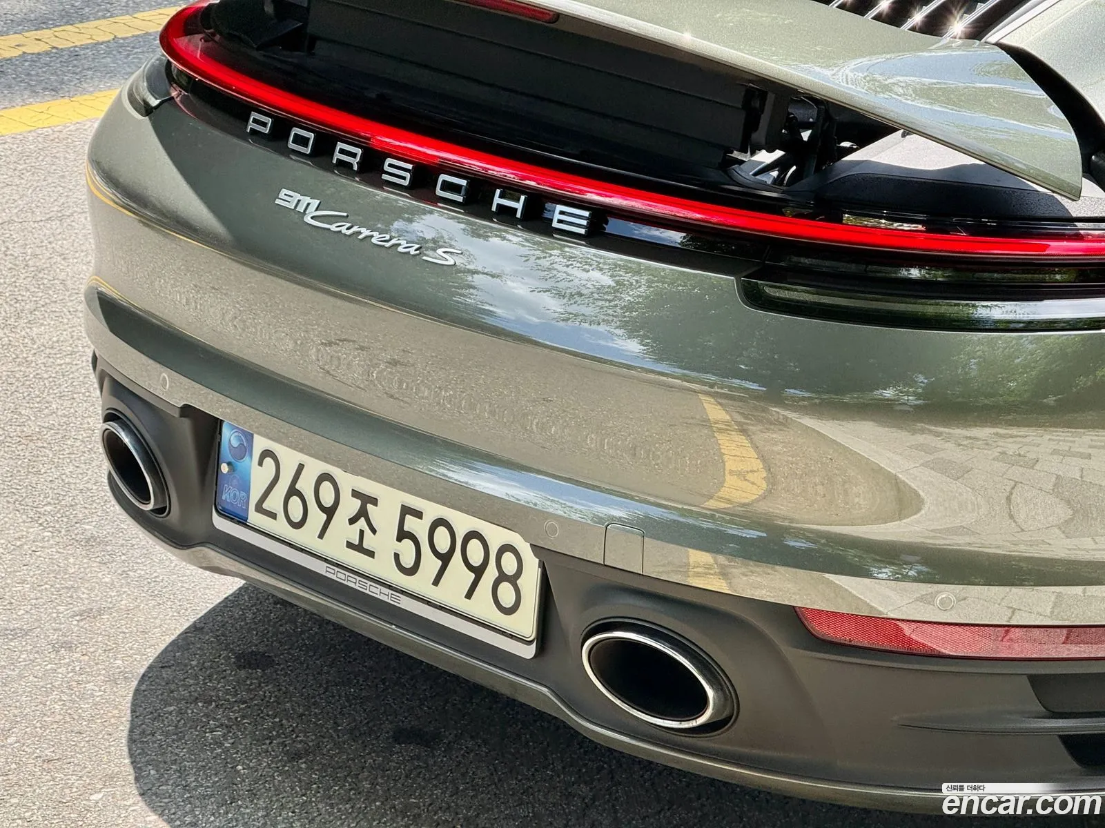 Porsche 911 2021 — 17
