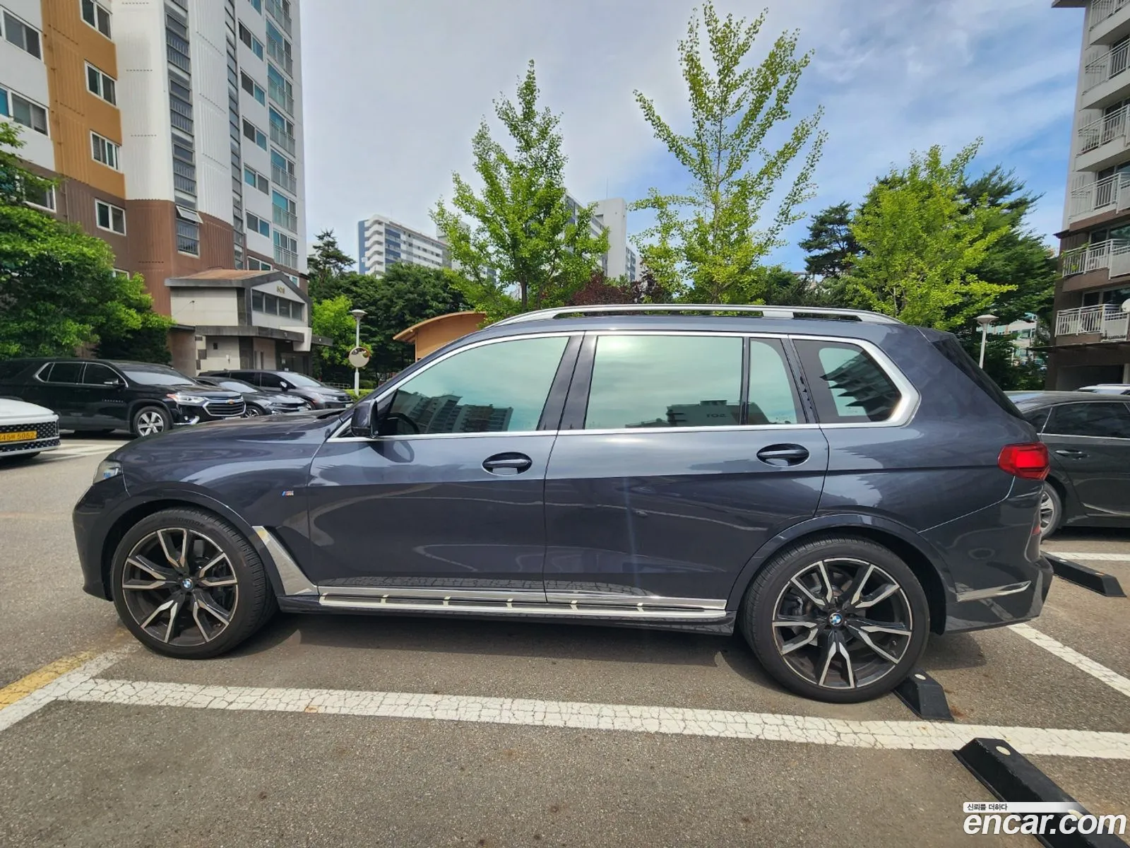 BMW X7 2021 — 11