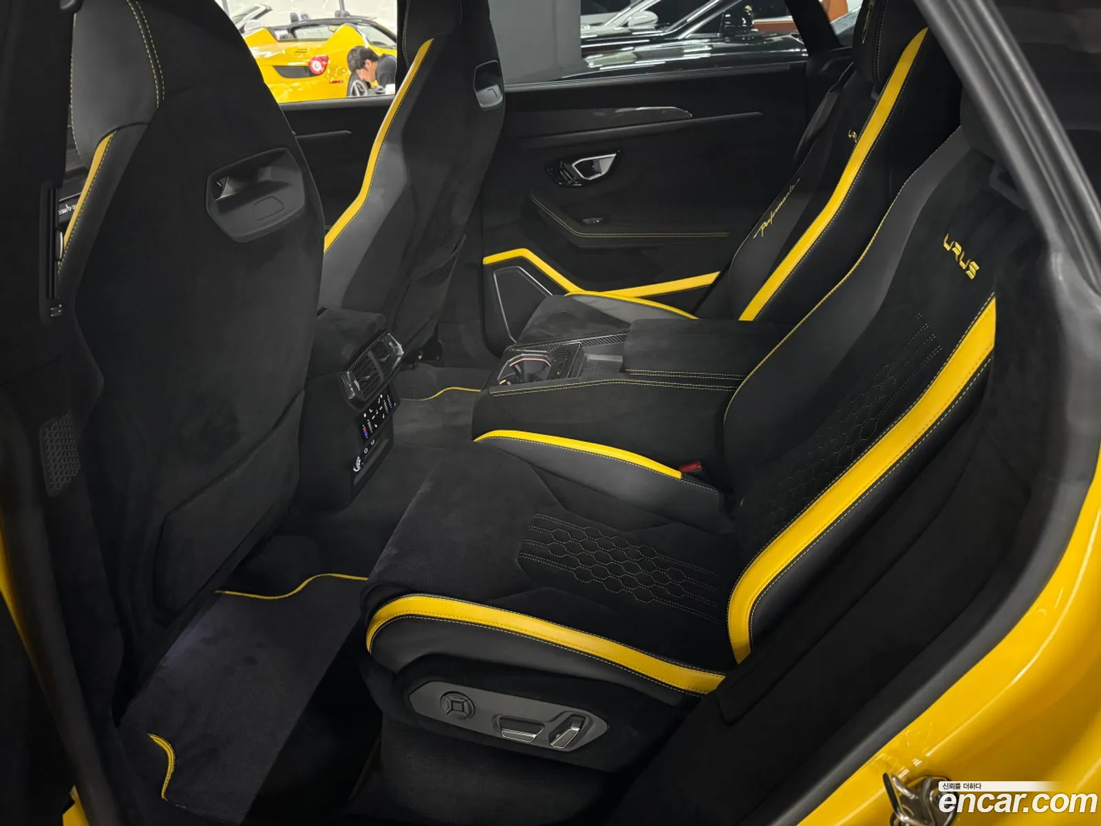 Lamborghini Urus 2024 — 10