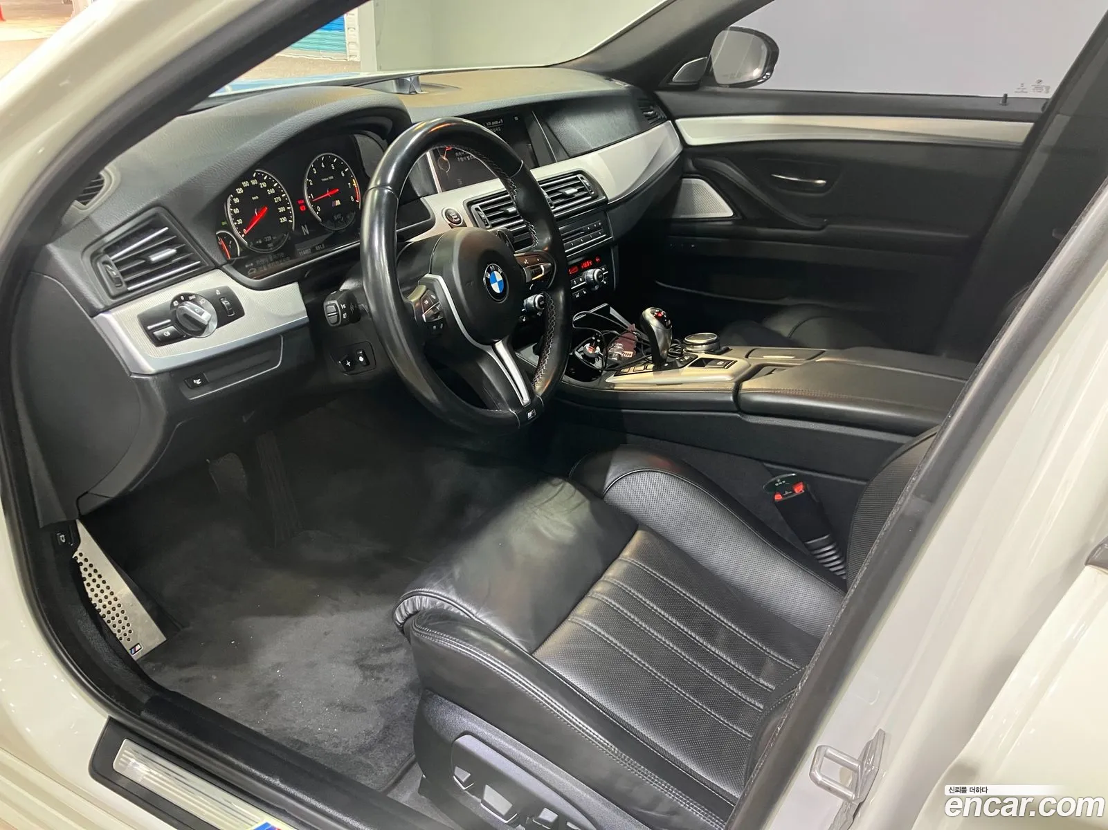 BMW M5 2015 — 3