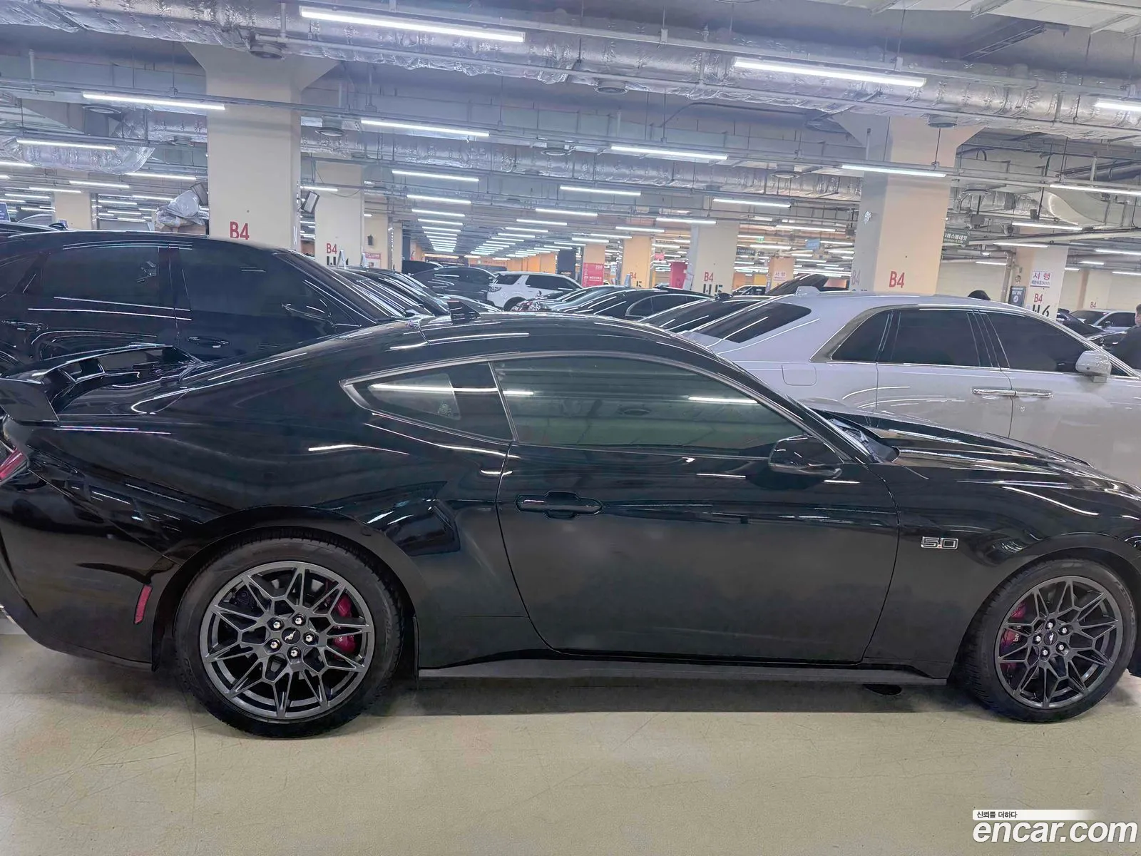 Ford Mustang 7th Gen 2024 — 4