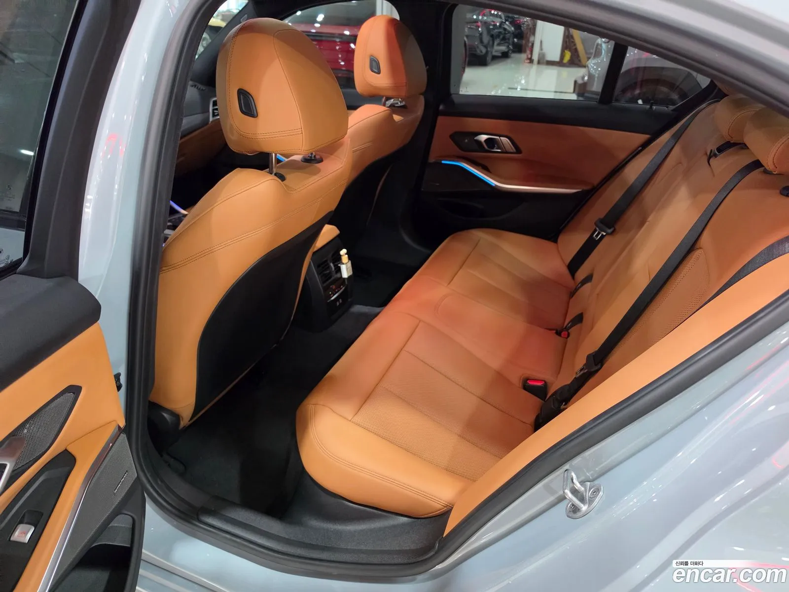 BMW 3 Series 2025 — 11