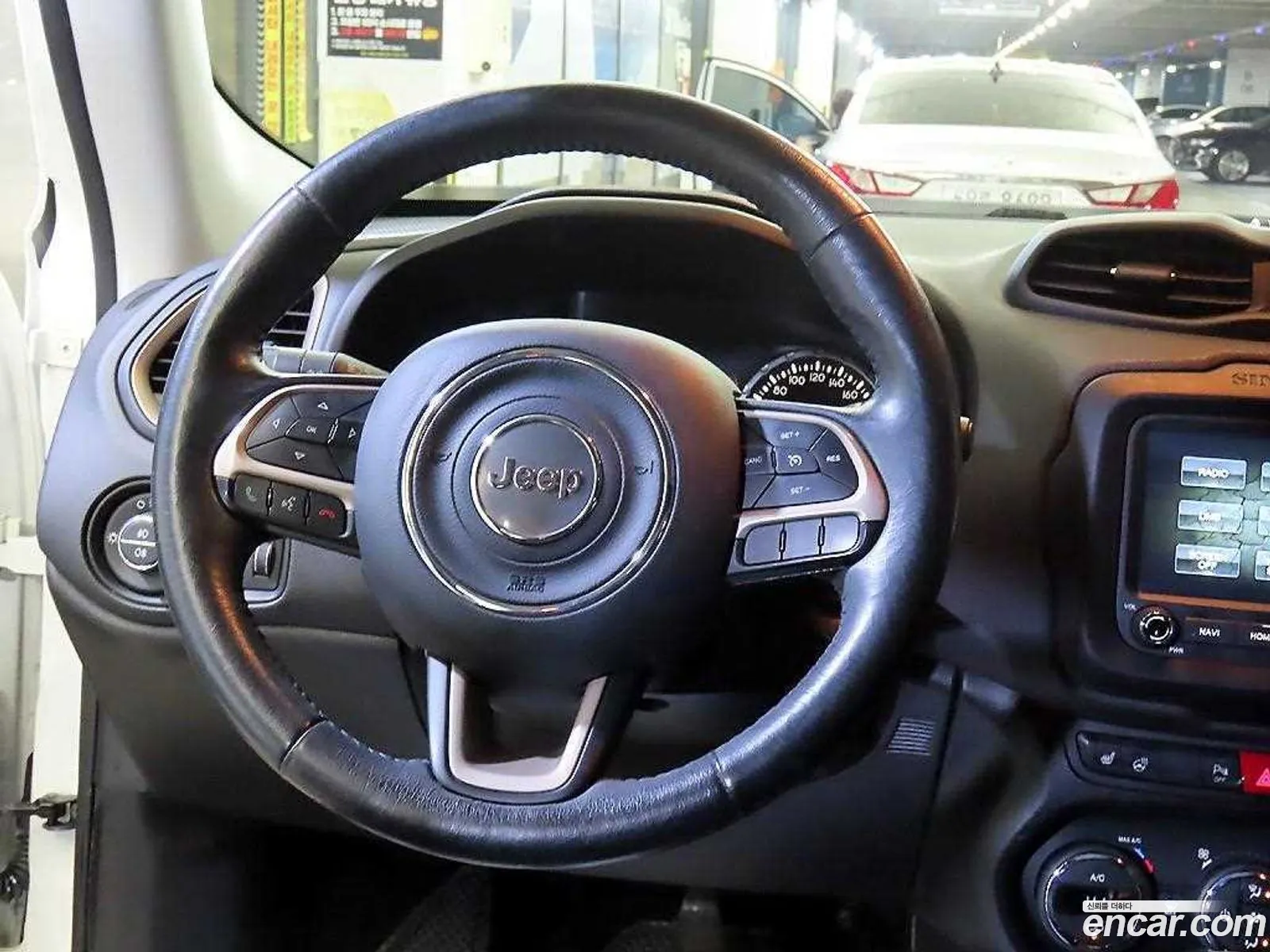Jeep Renegade 2016 — 2