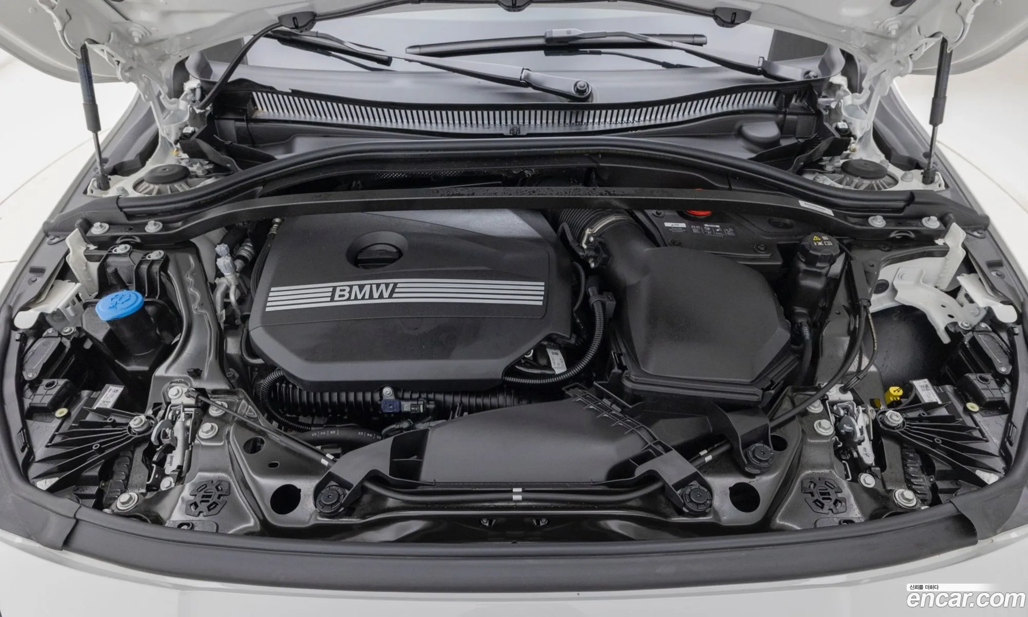 BMW 1 Series 2025 — 12