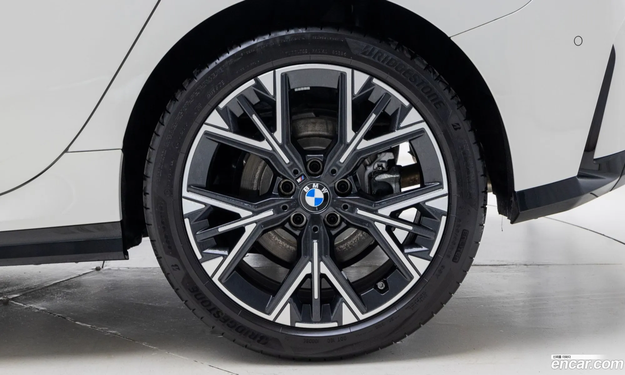 BMW 1 Series 2025 — 6