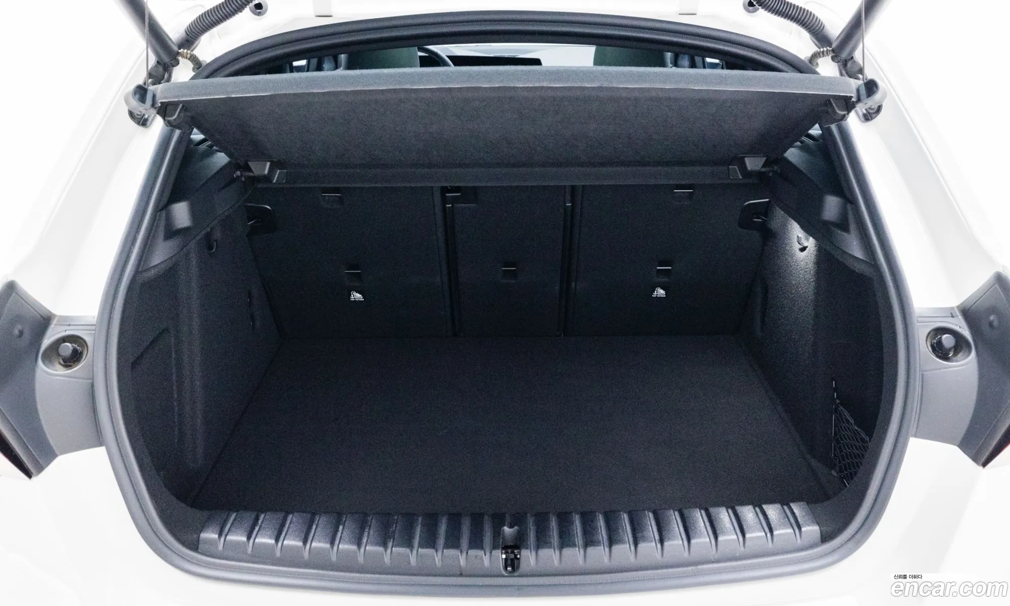 BMW 1 Series 2025 — 16
