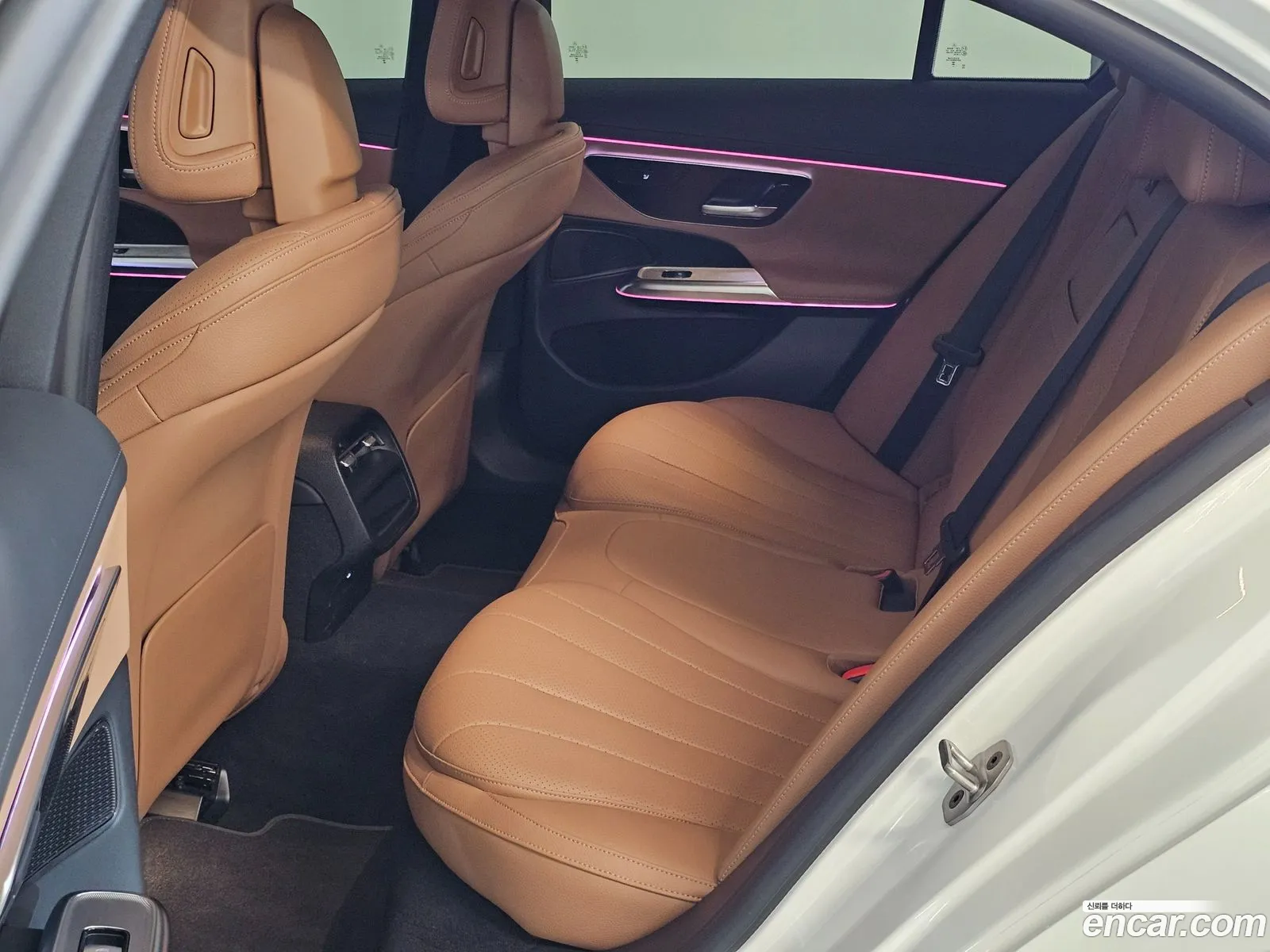 Mercedes-Benz E-Class W214 2024 — 3