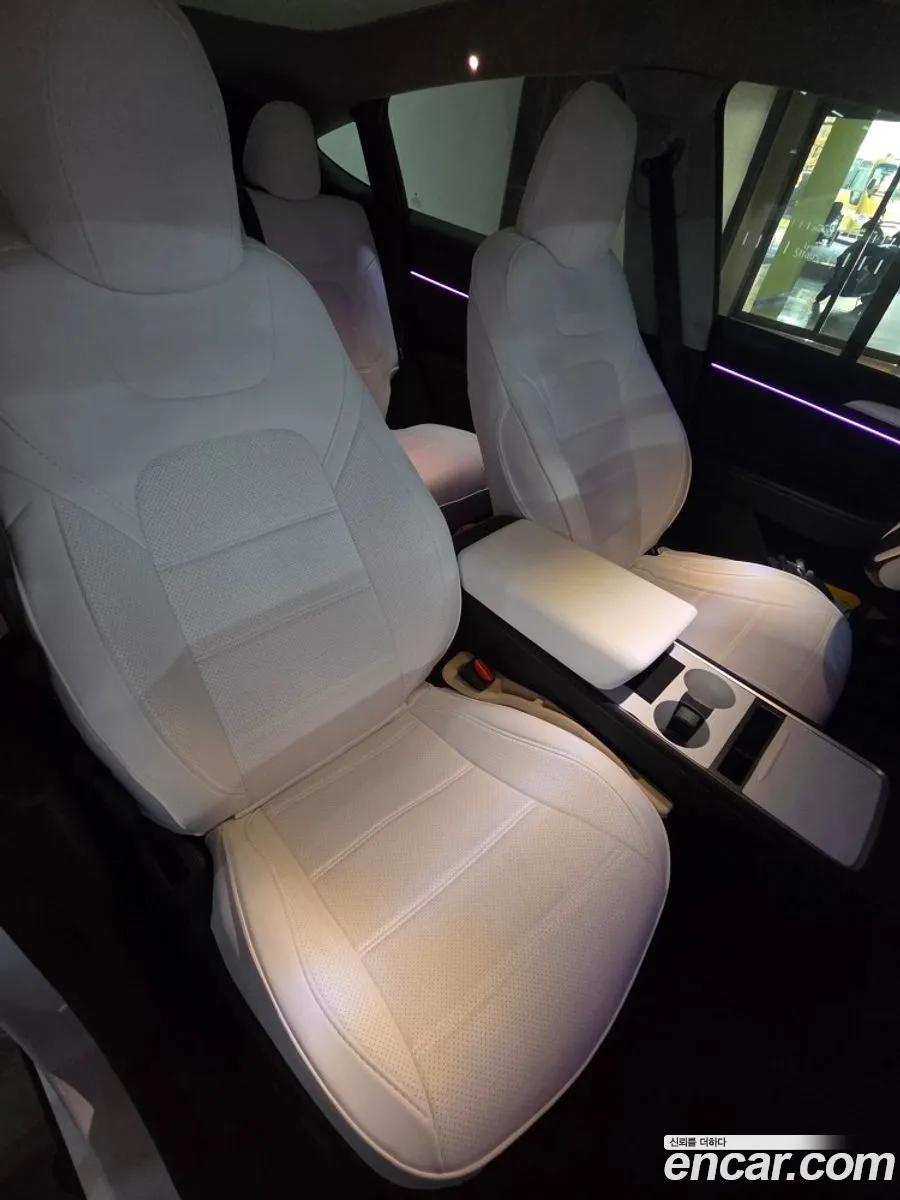 Tesla Model Y 2023 — 4