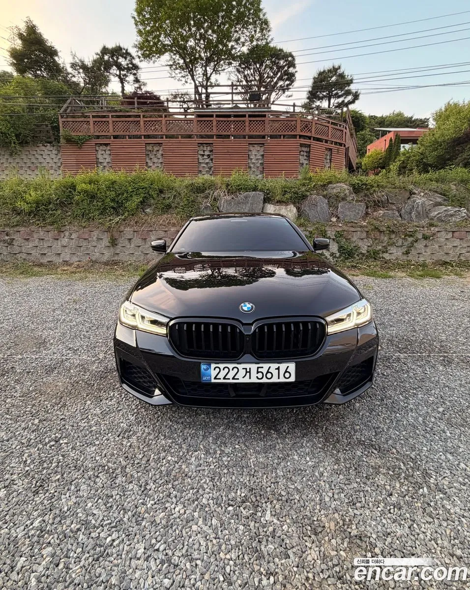 BMW 5 Series 2021 — 11