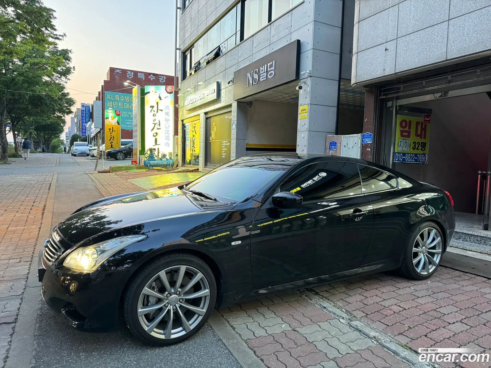 Infiniti G37 2009 — 8