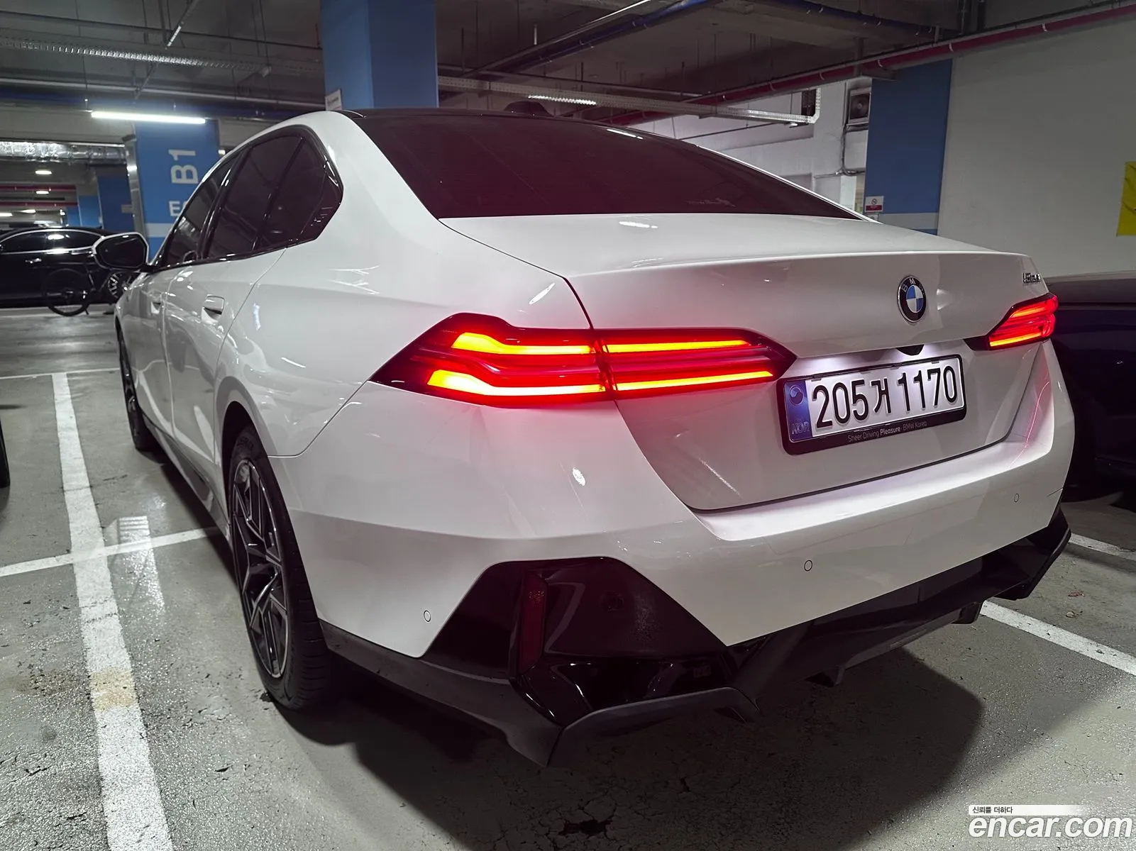 BMW 5 Series 2025 — 3