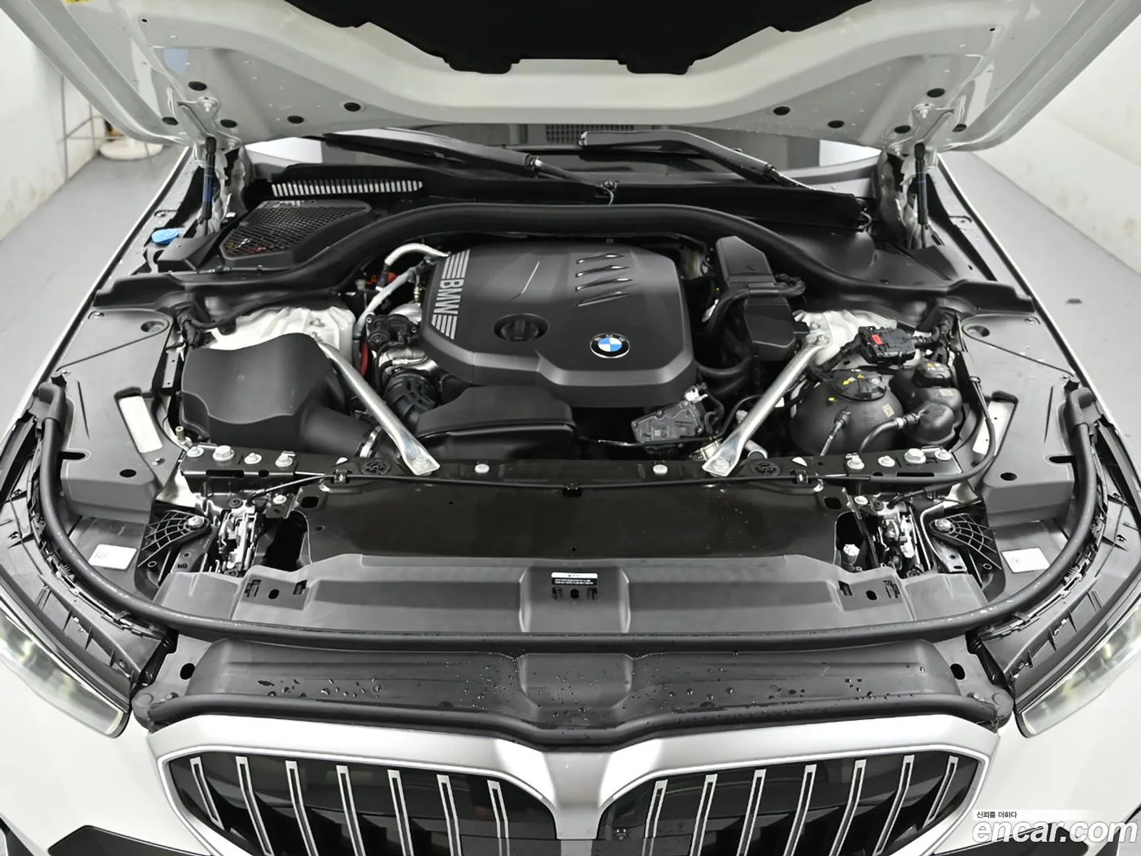BMW 5 Series 2025 — 13