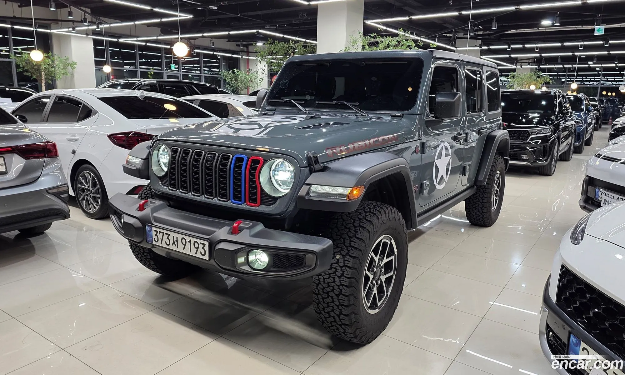 Jeep Wrangler 2025 — 13