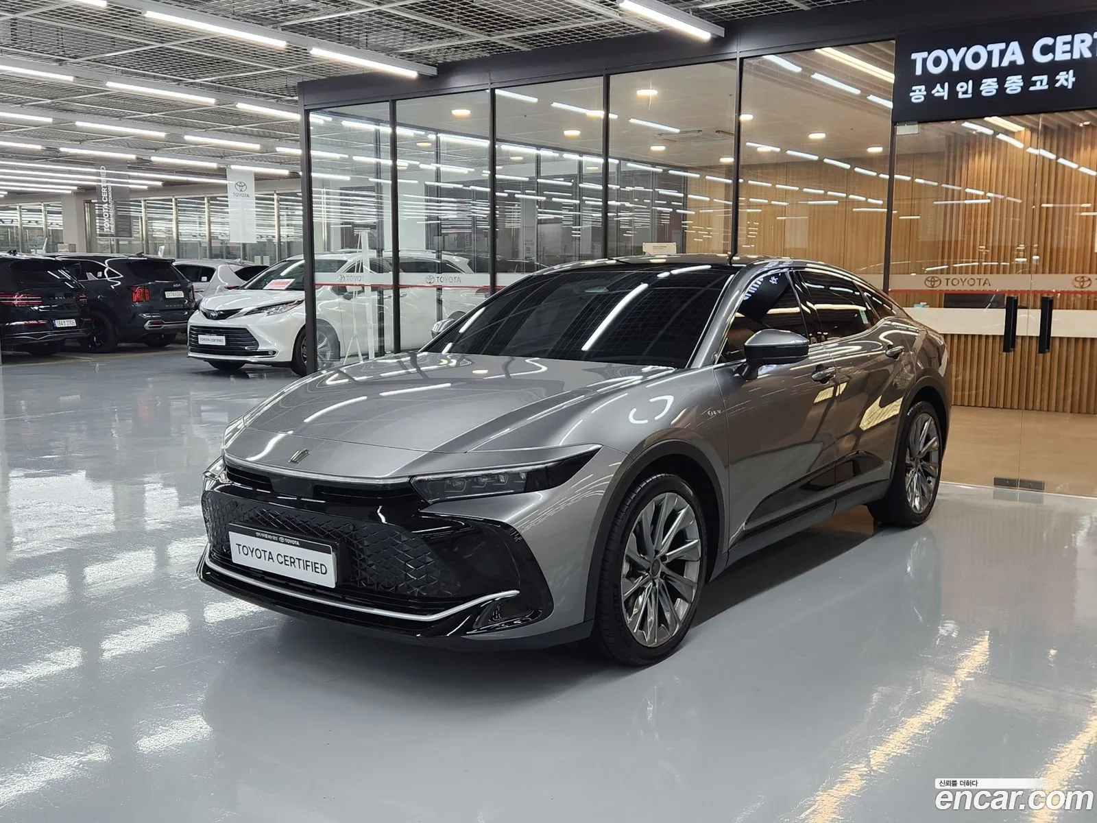 Toyota Crown Crossover 2024 — 12