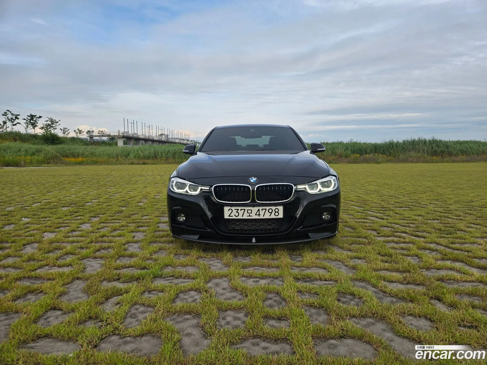 BMW 3 Series 2017 — 16